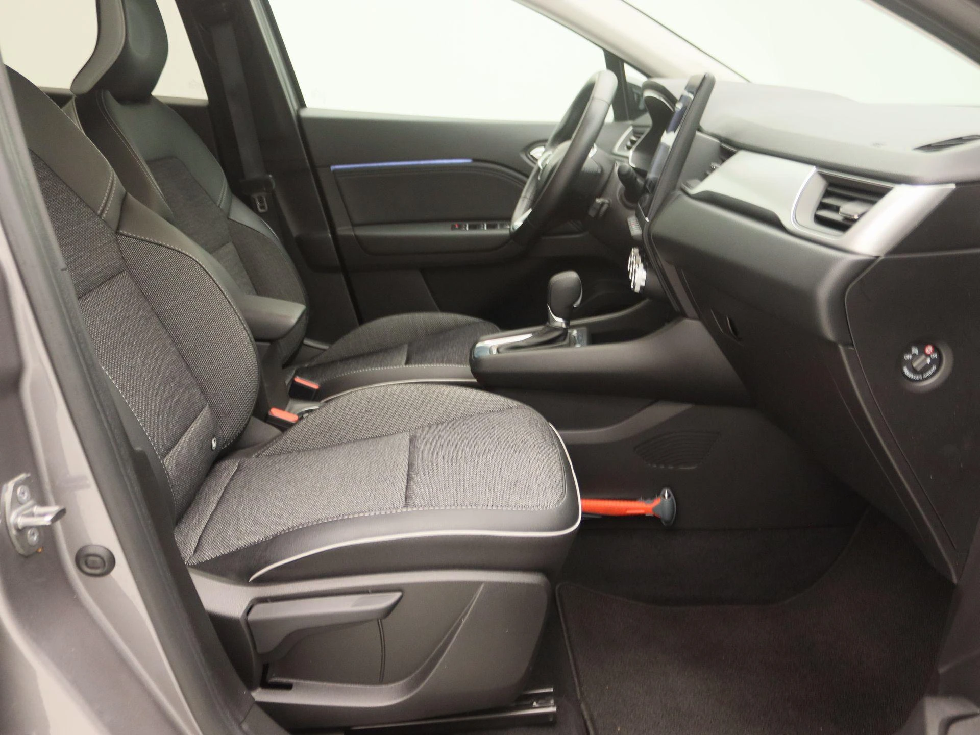 Renault-Captur-image-23