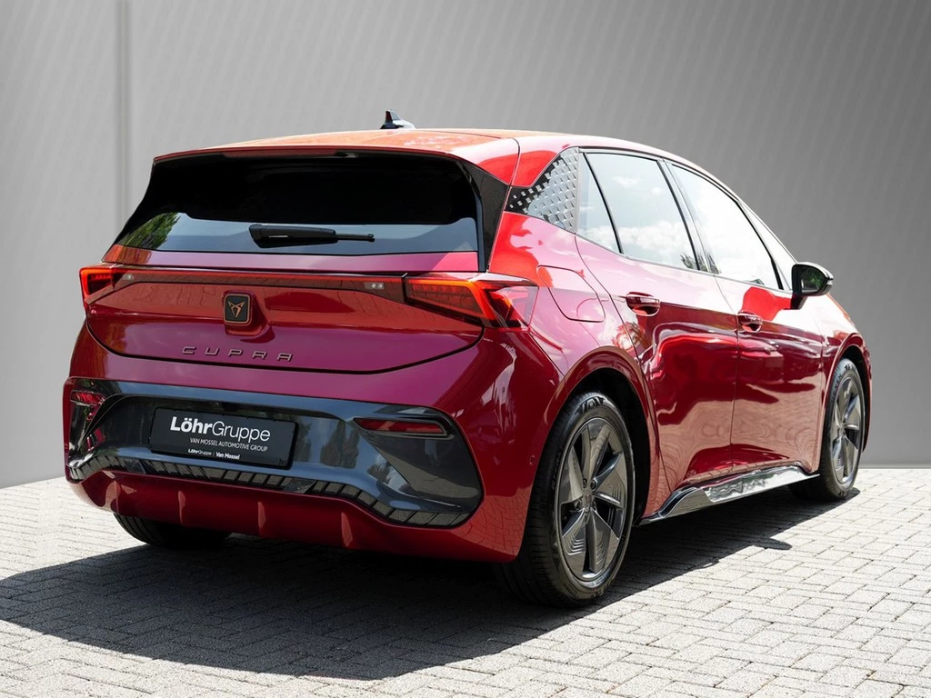 CUPRA Born 150 kW Wärmepumpe, Pano., RFK, Keyless, Navi., ACC,