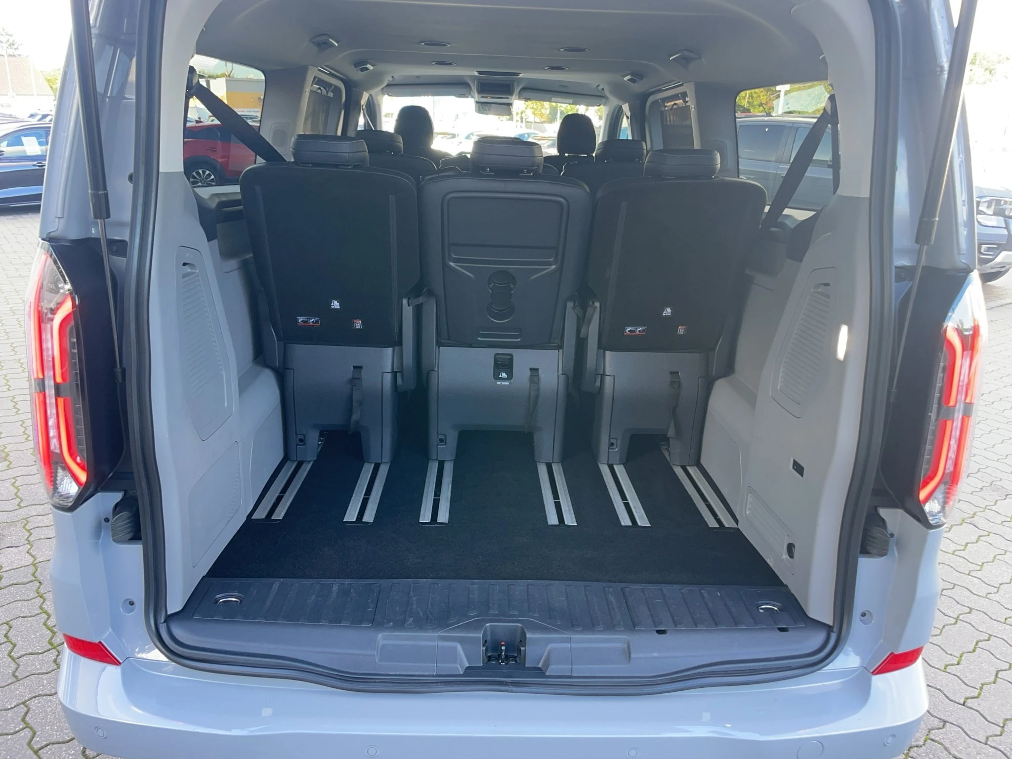 Ford-Tourneo Custom-image-29