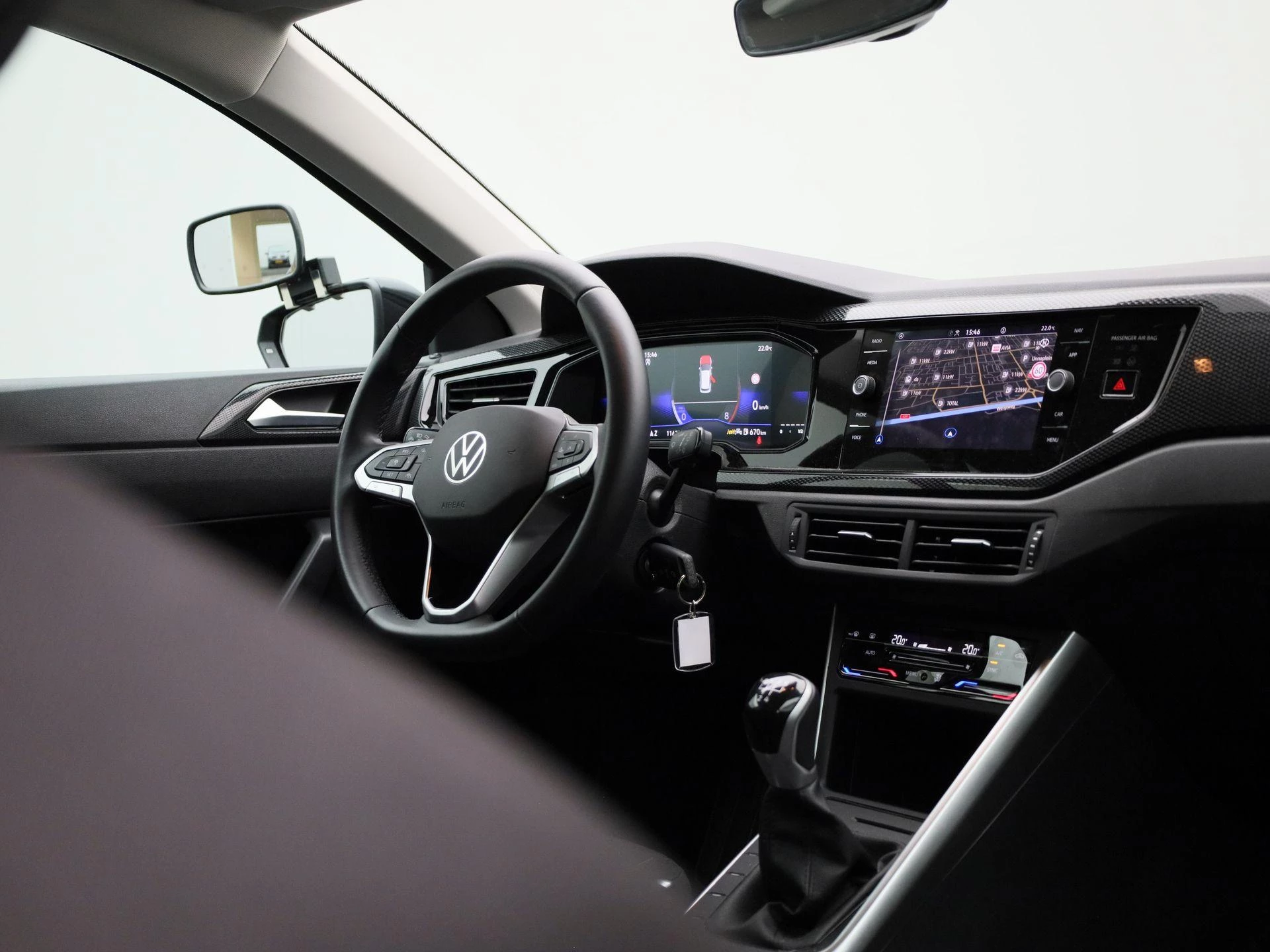 Volkswagen-Polo-image-22