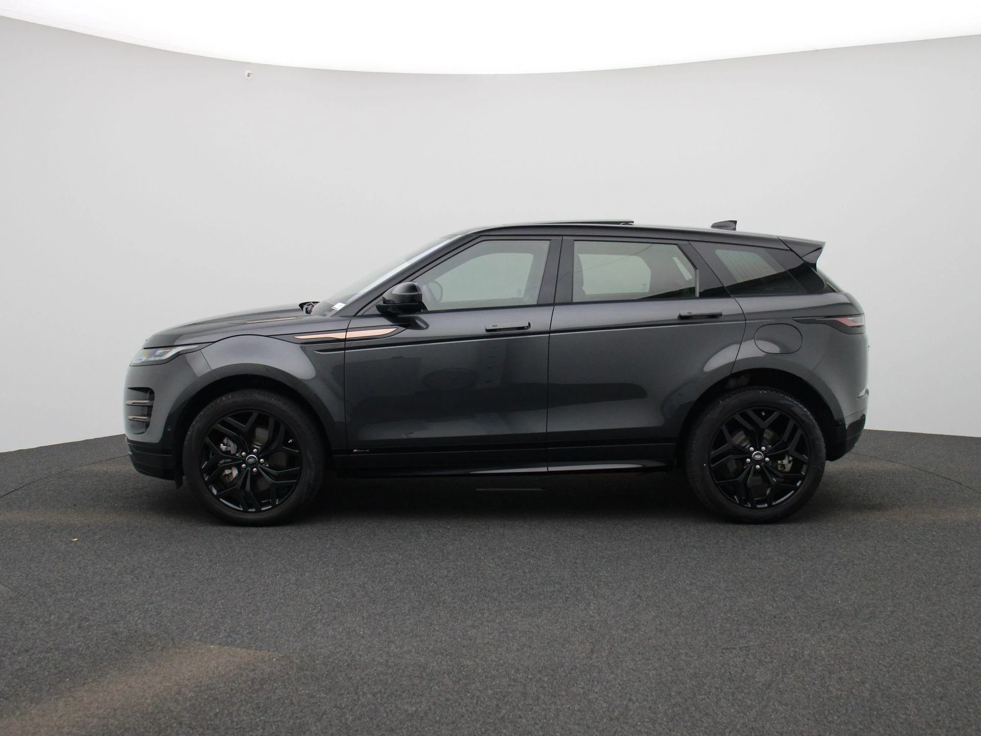 Land Rover-Range Rover Evoque-image-4