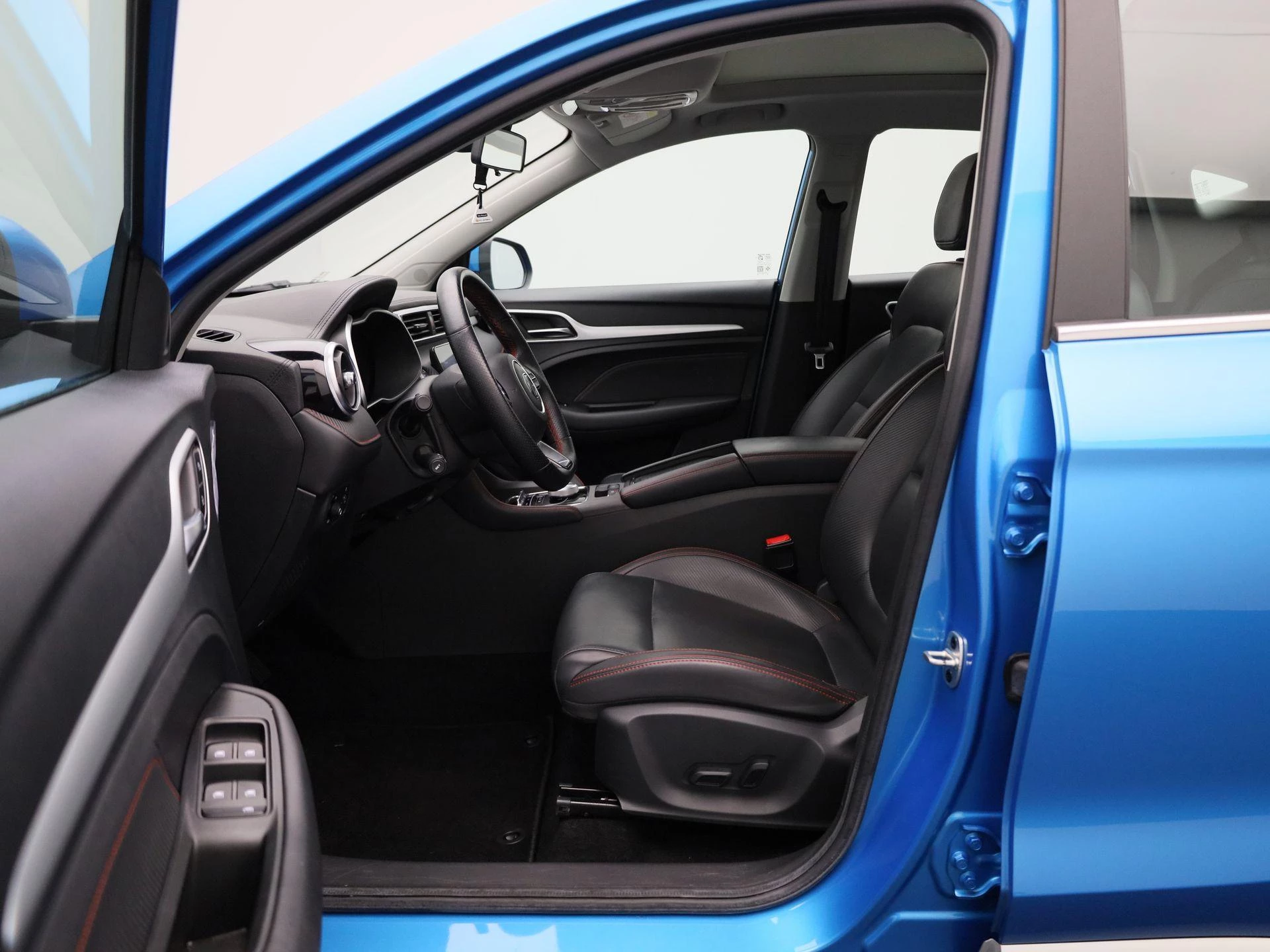 MG ZS EV