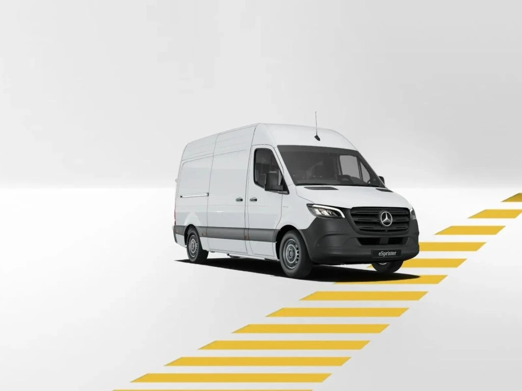 Mercedes-Benz-eSprinter 320-image-8