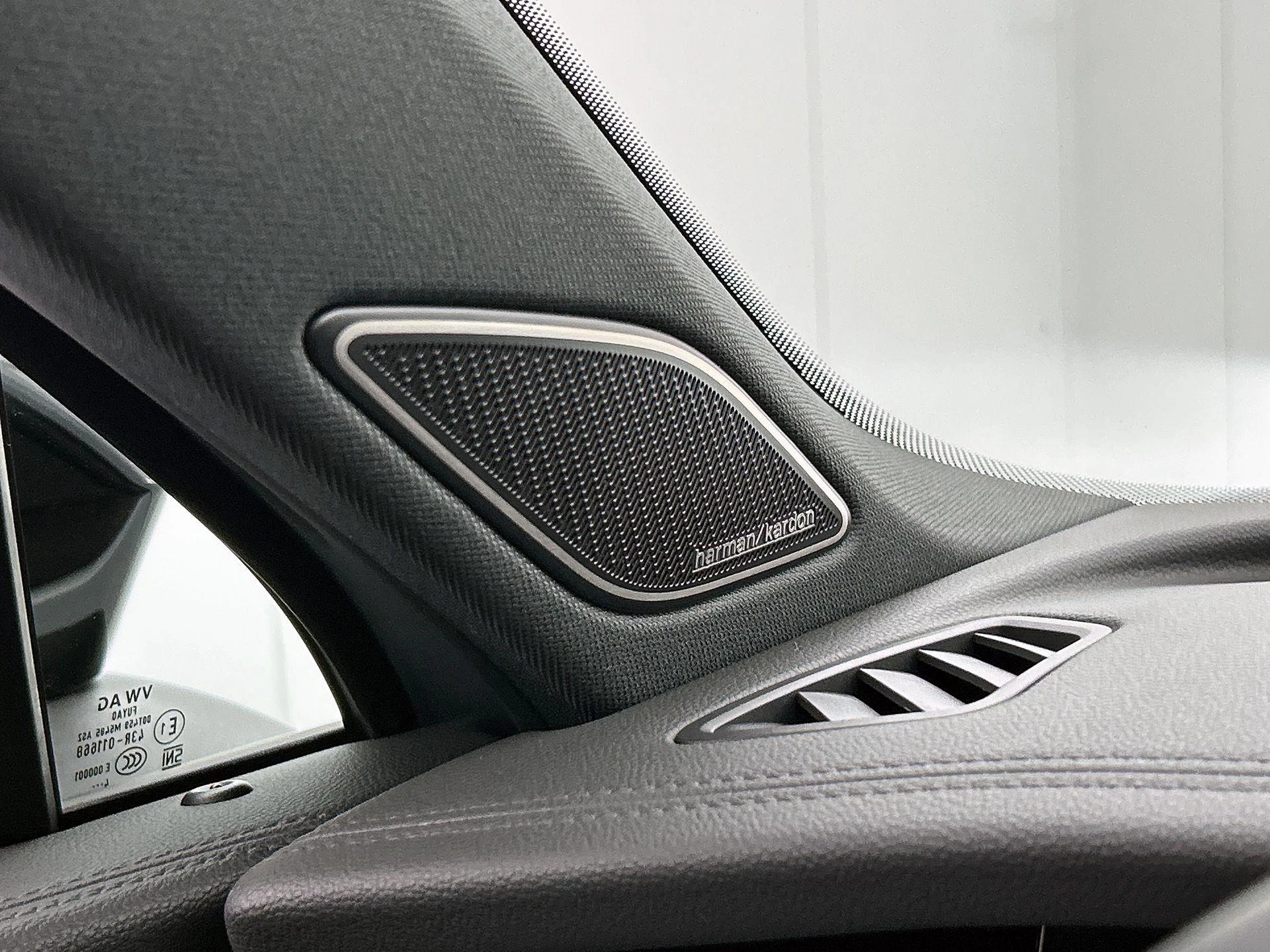 Volkswagen-Tayron-image-15