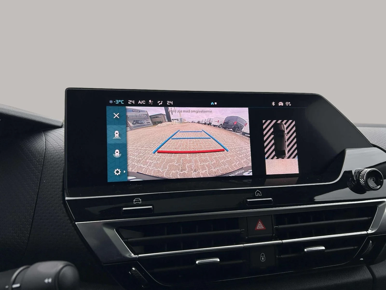 Citroën-ë-C4 X-image-18