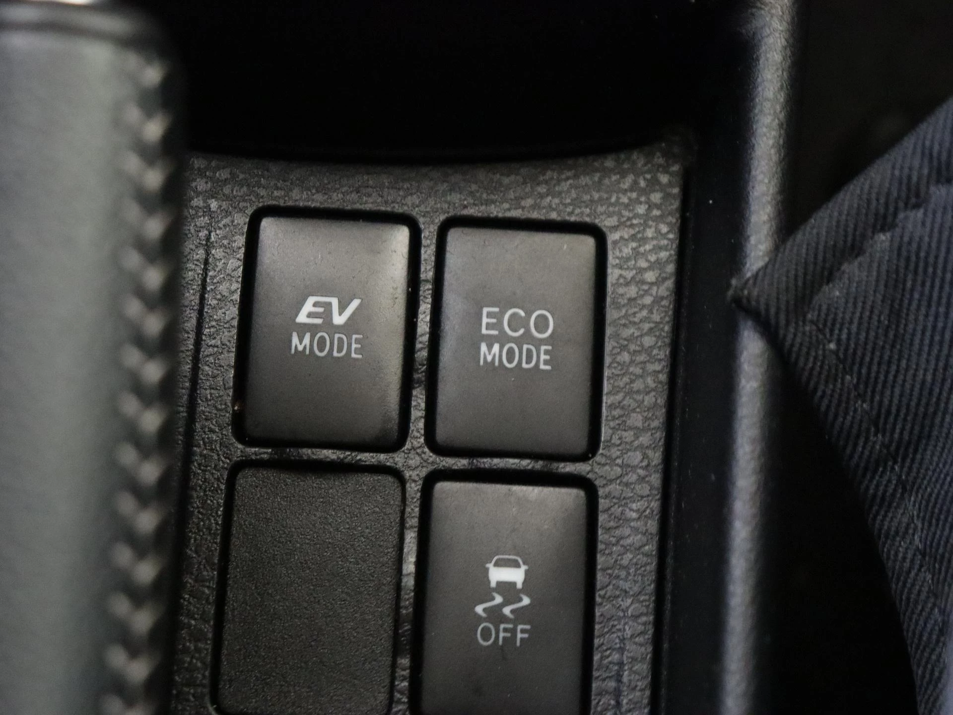 Toyota-Yaris-image-18