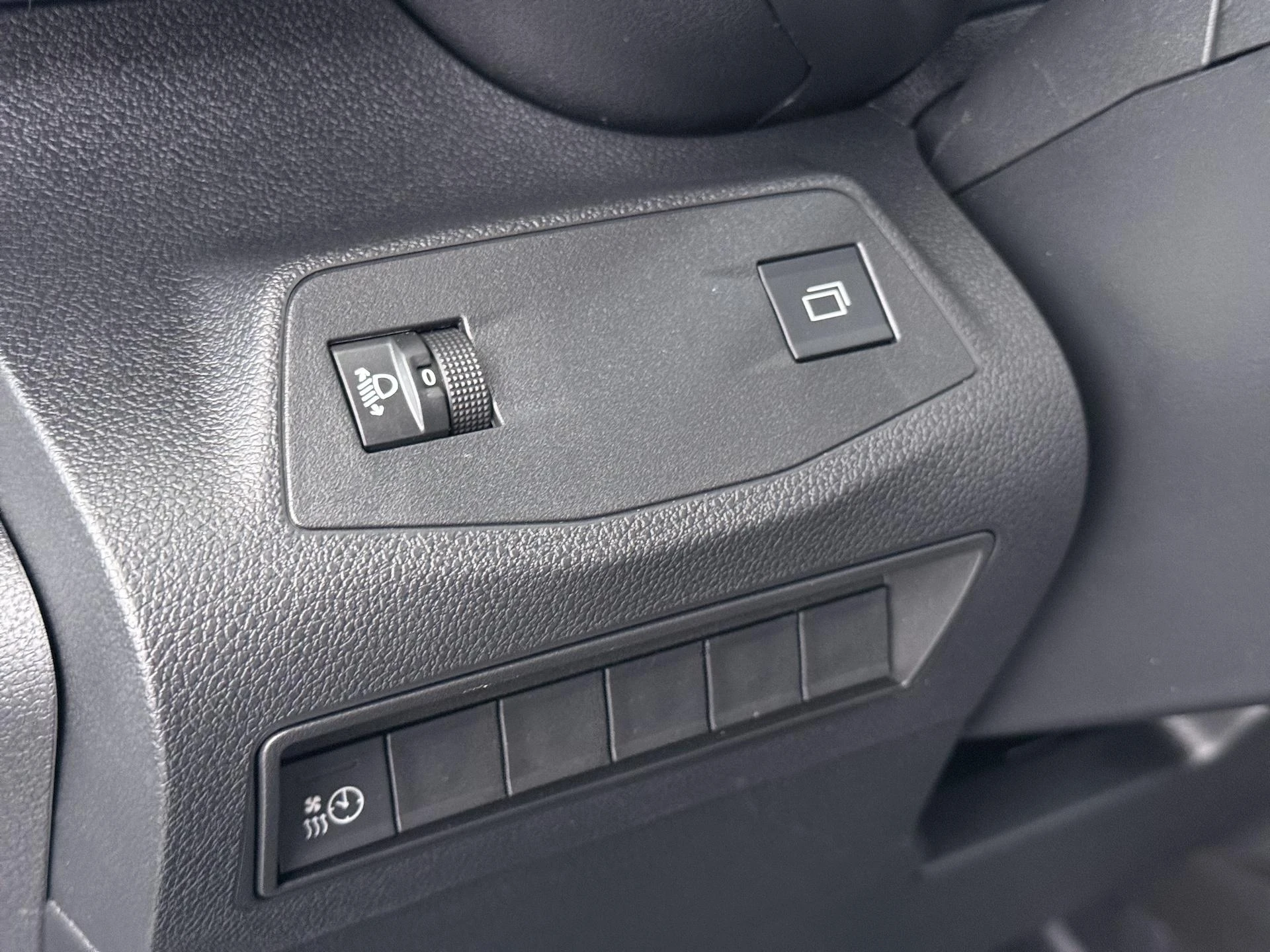 Opel-Combo-e-image-17