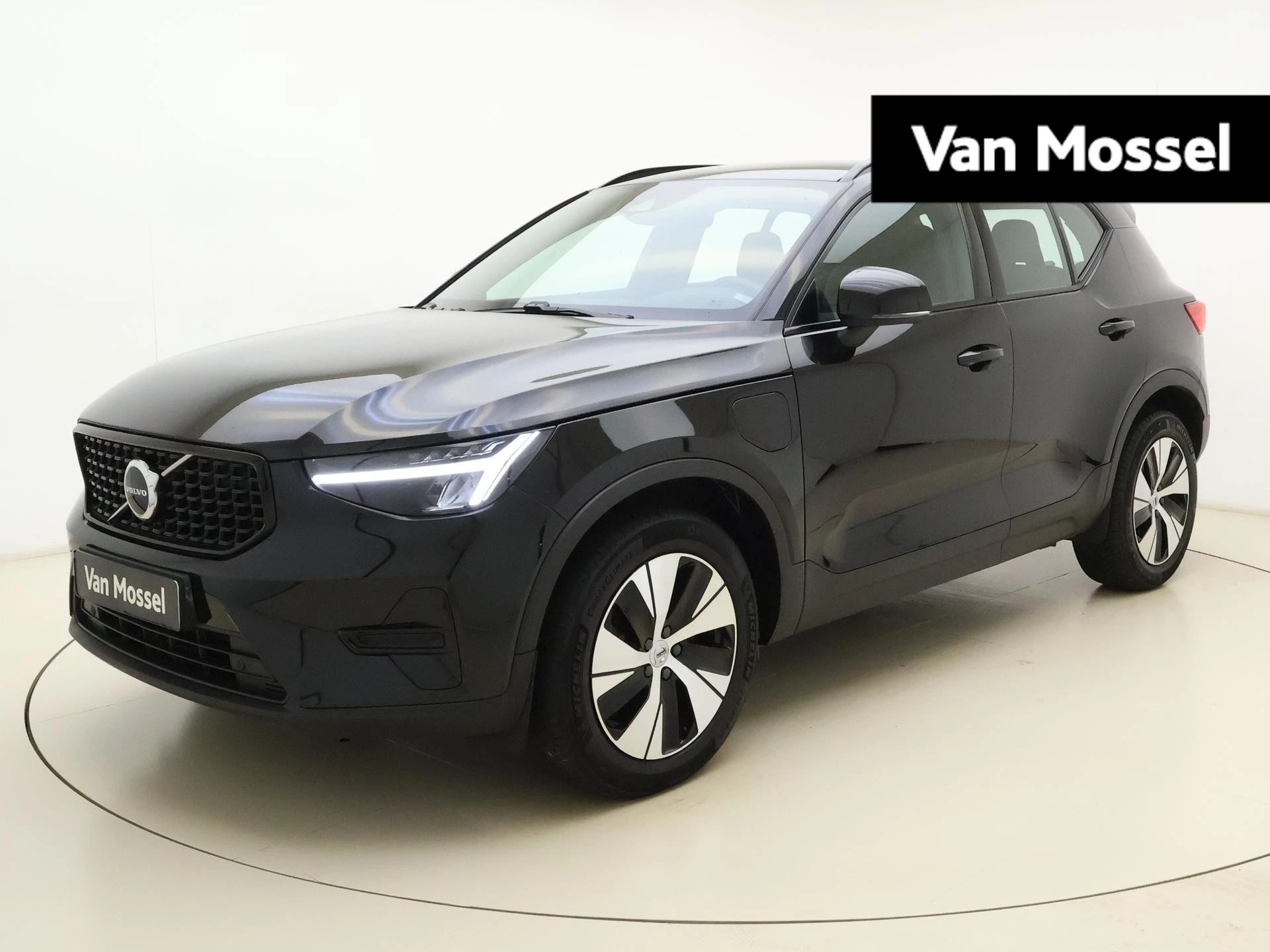 Volvo-XC40-image-0