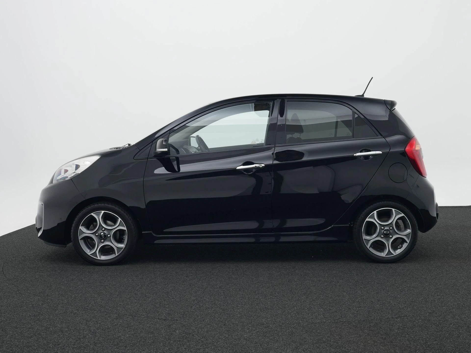 Kia-Picanto-image-4