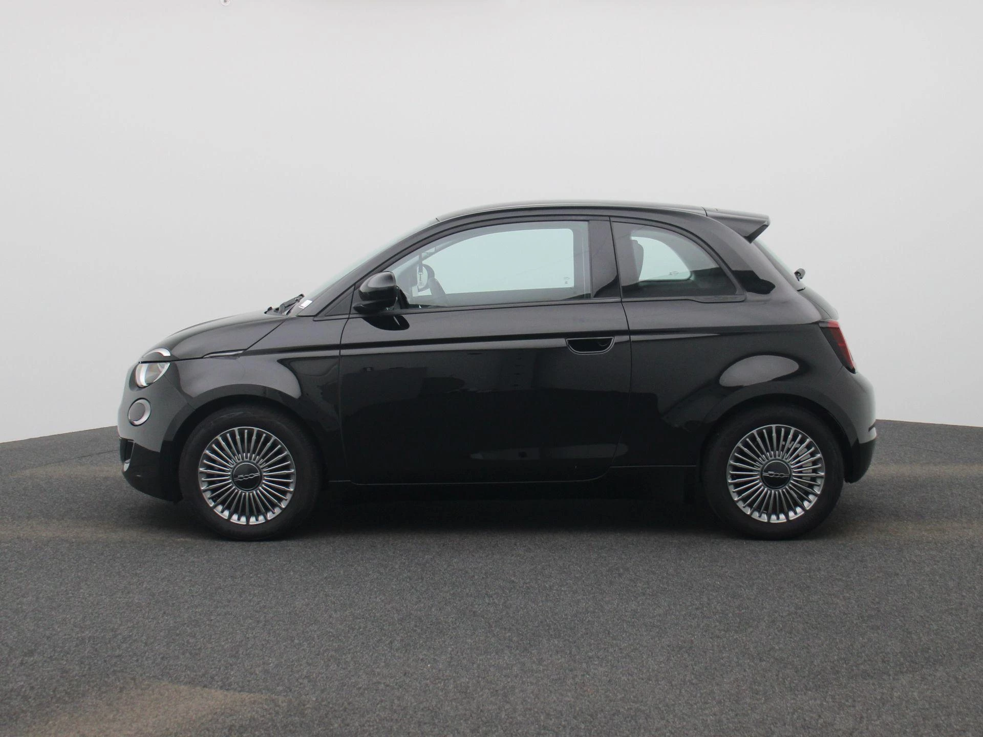 Fiat-500-image-3