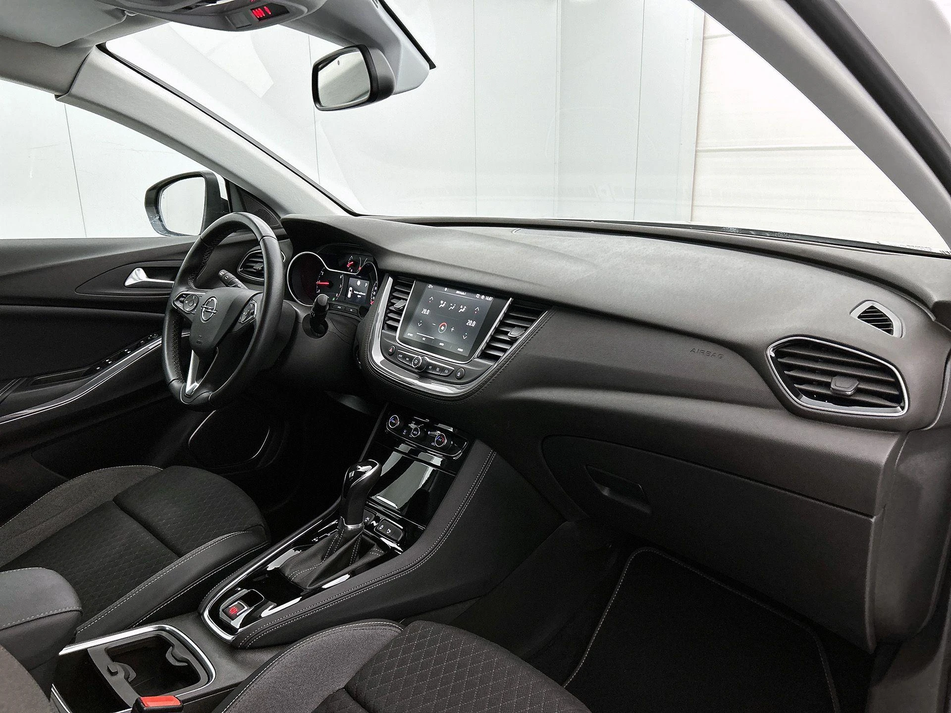 Opel Grandland X 1.2 Turbo Business Executive