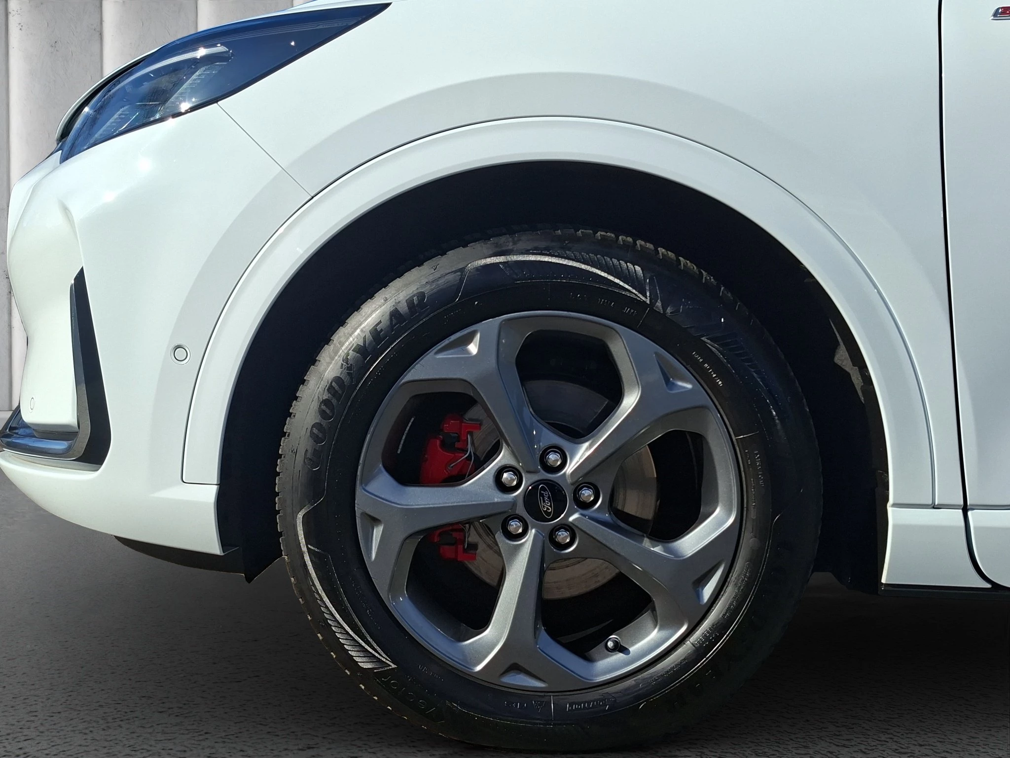 Ford Kuga ST-Line X Aut.*360GRAD*LED-MATRIX*NAVI*GRA*WINTER-PKT.