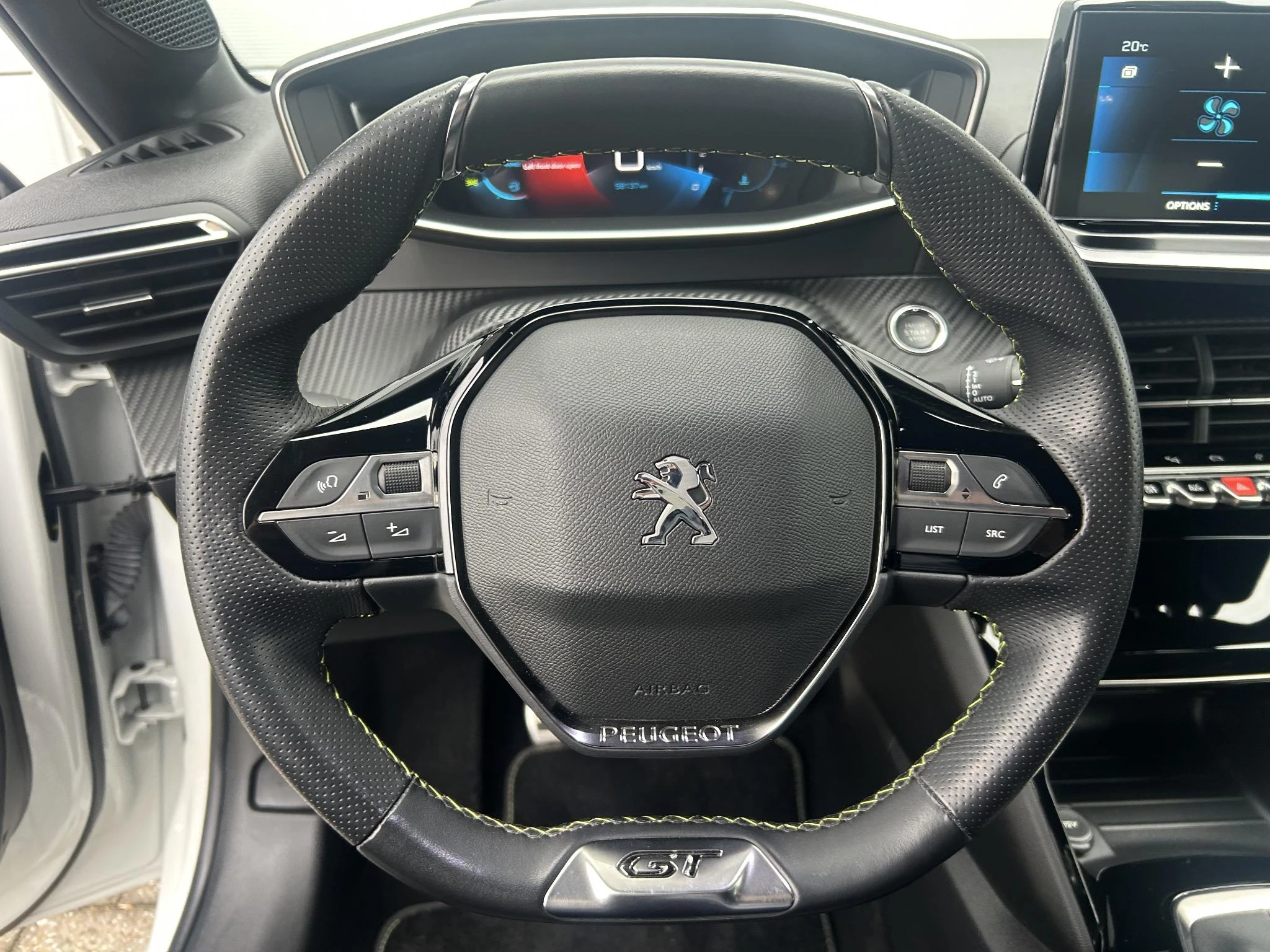 Peugeot-208-image-10