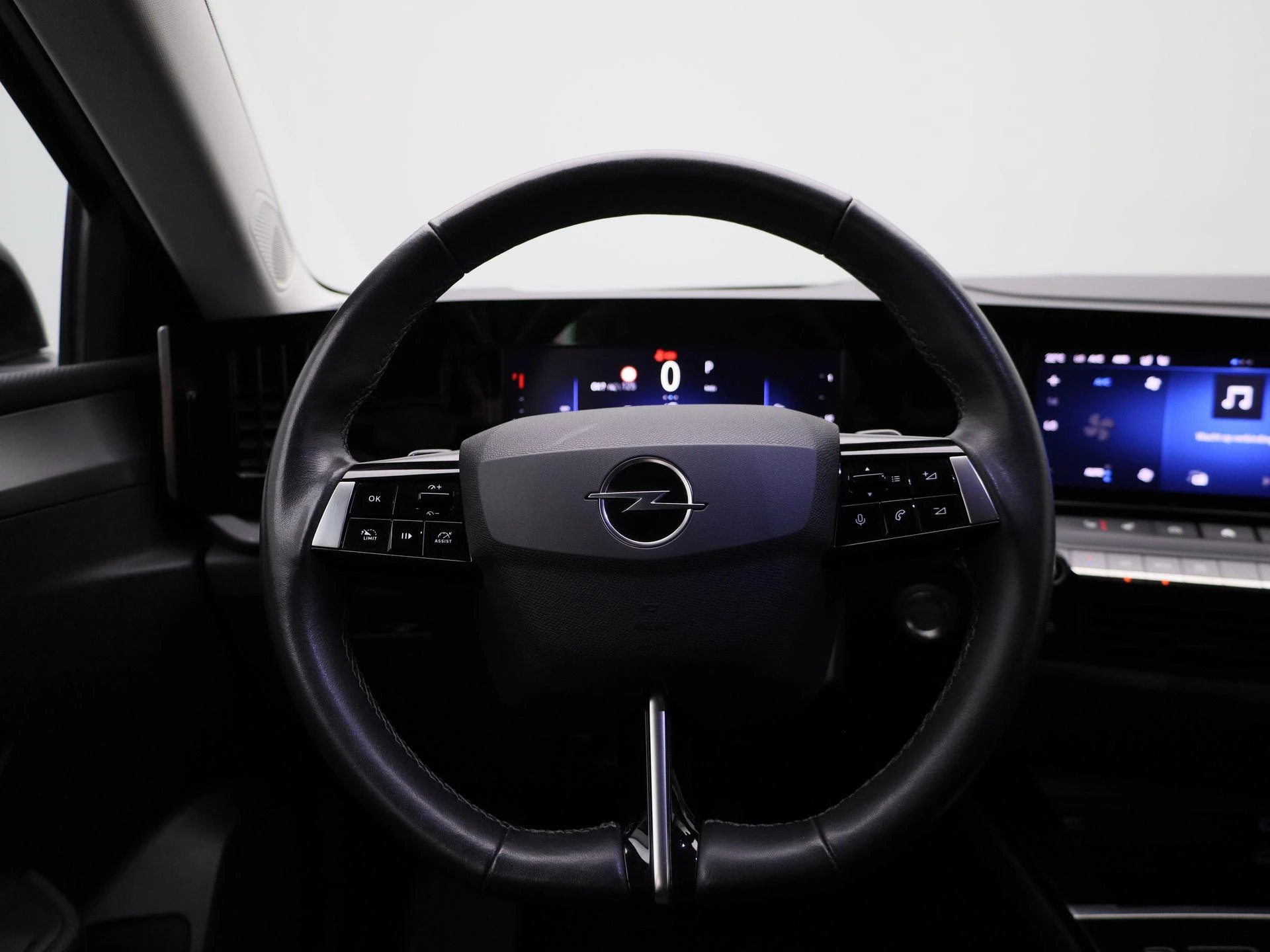 Opel-Astra-image-6