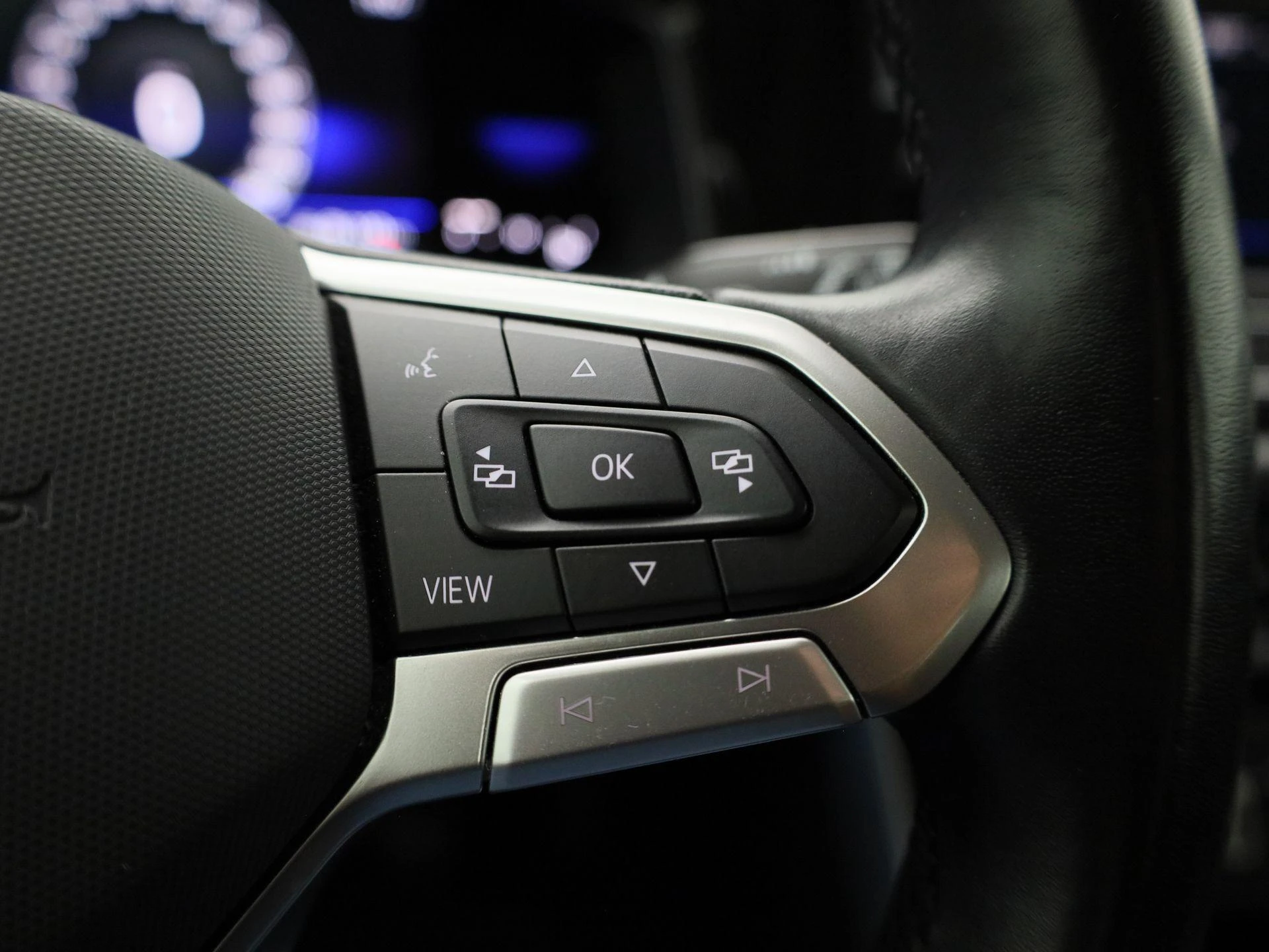 Volkswagen-Polo-image-16