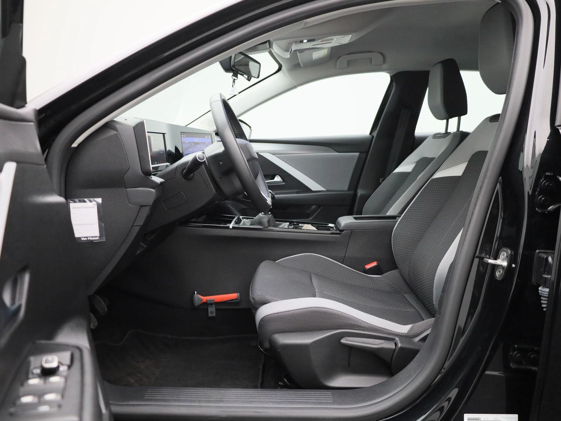 Opel-Astra-image-10