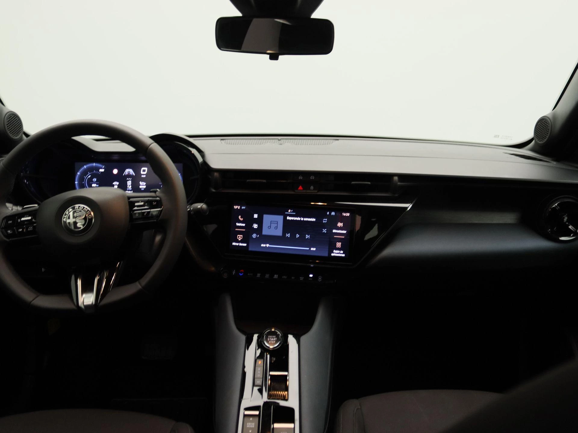Alfa Romeo Junior 1.2 Turbo Hybrid Ibrida