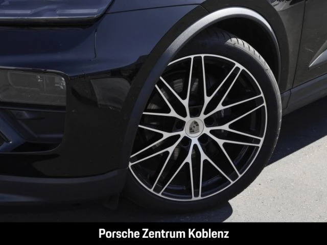 Porsche-Macan-image-8