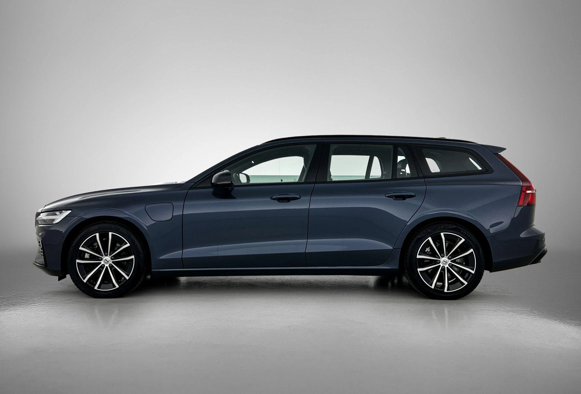 Volvo-V60-image-1