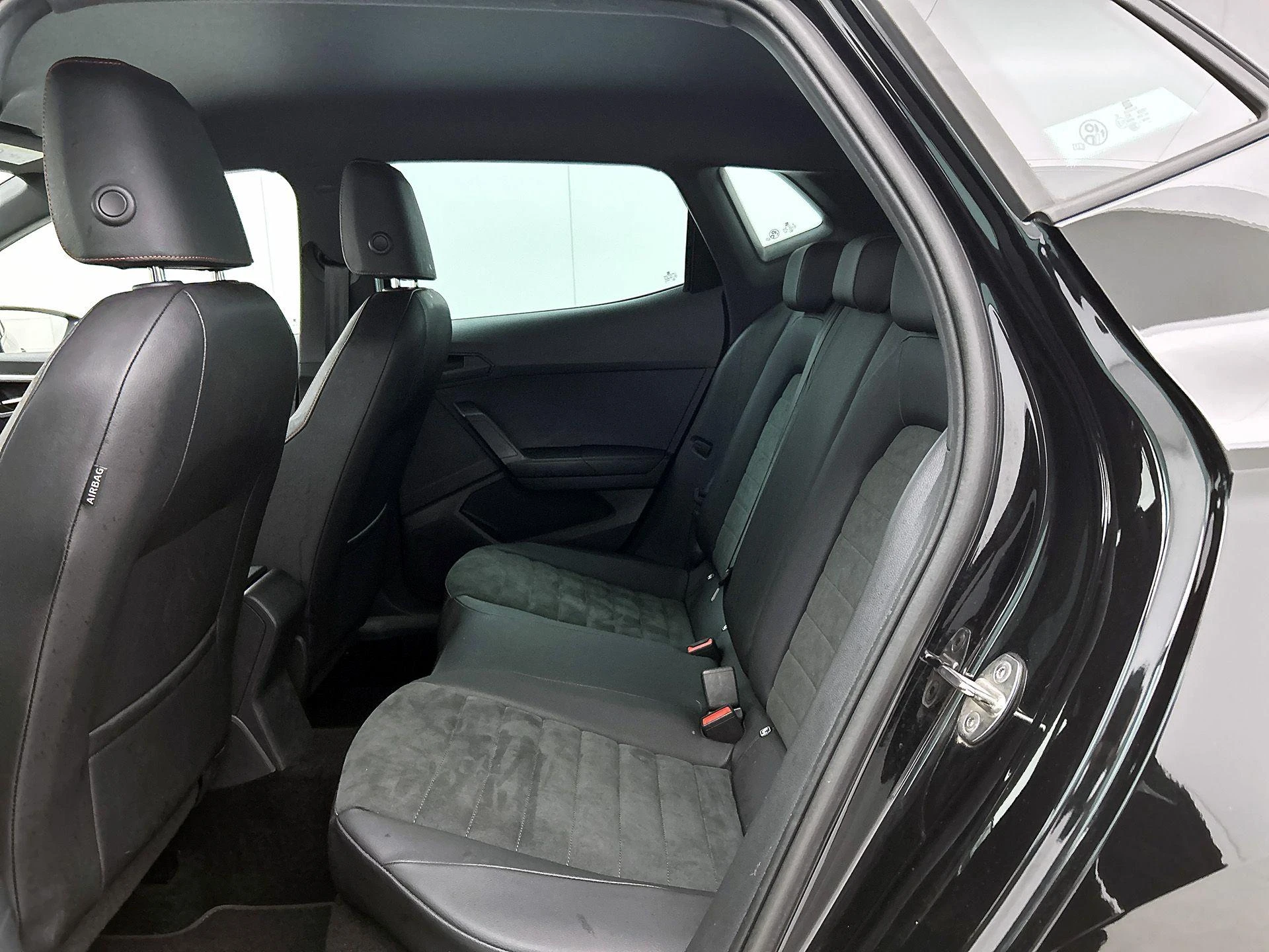 SEAT-Ibiza-image-25