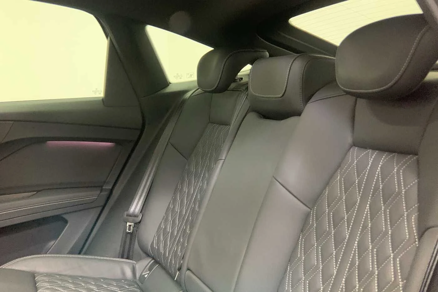 Audi-Q4 Sportback e-tron-image-9