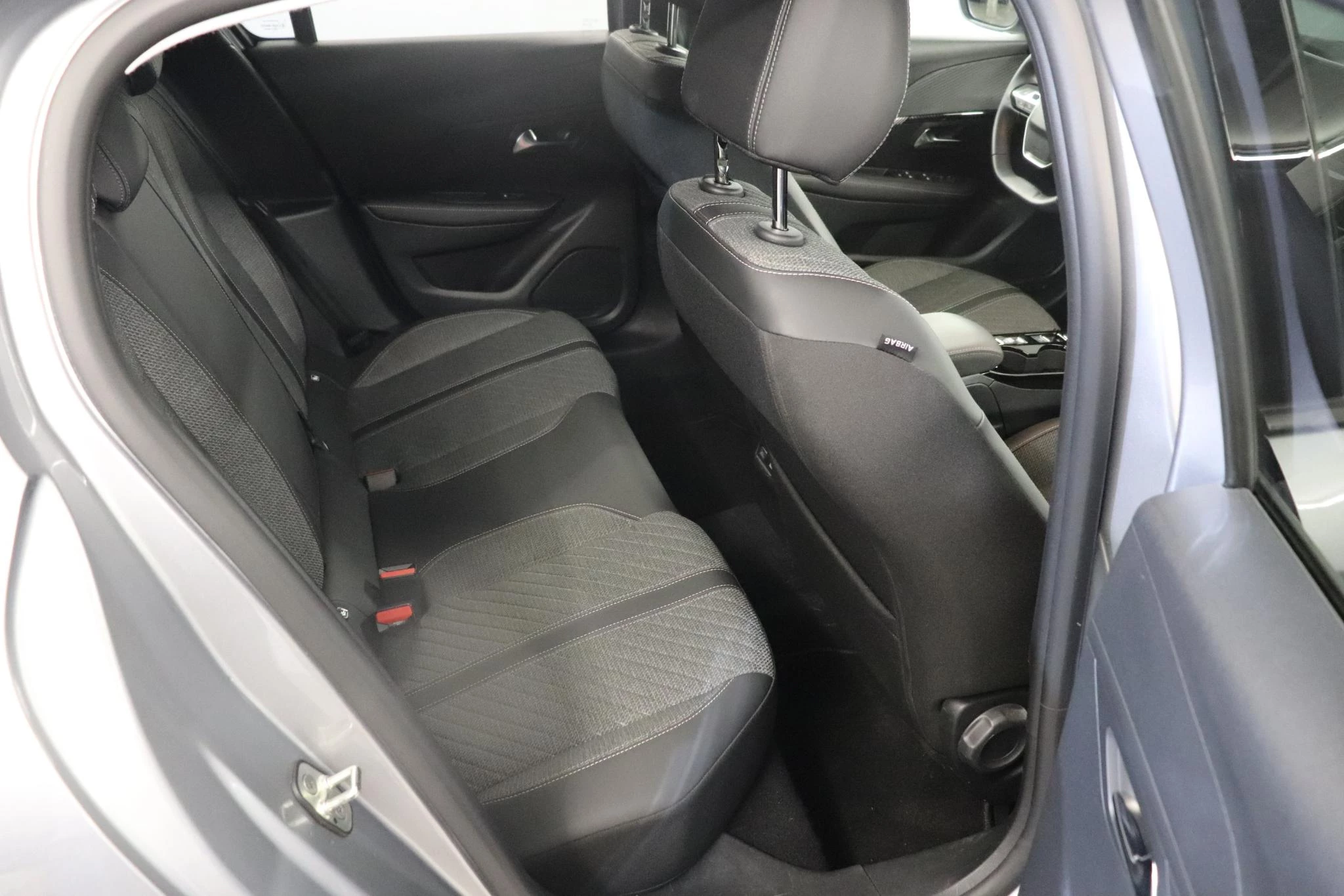 Peugeot 208 1.2 PureTech 100 MAN6 S&S Allure