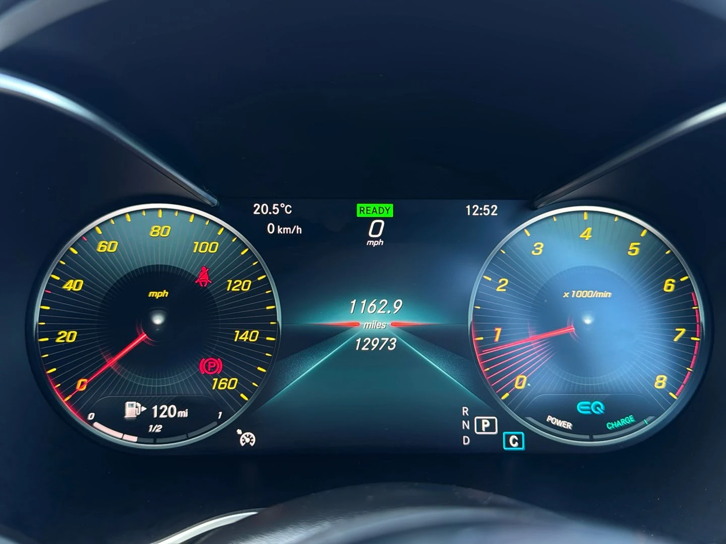 Mercedes-Benz-C-Class-image-12