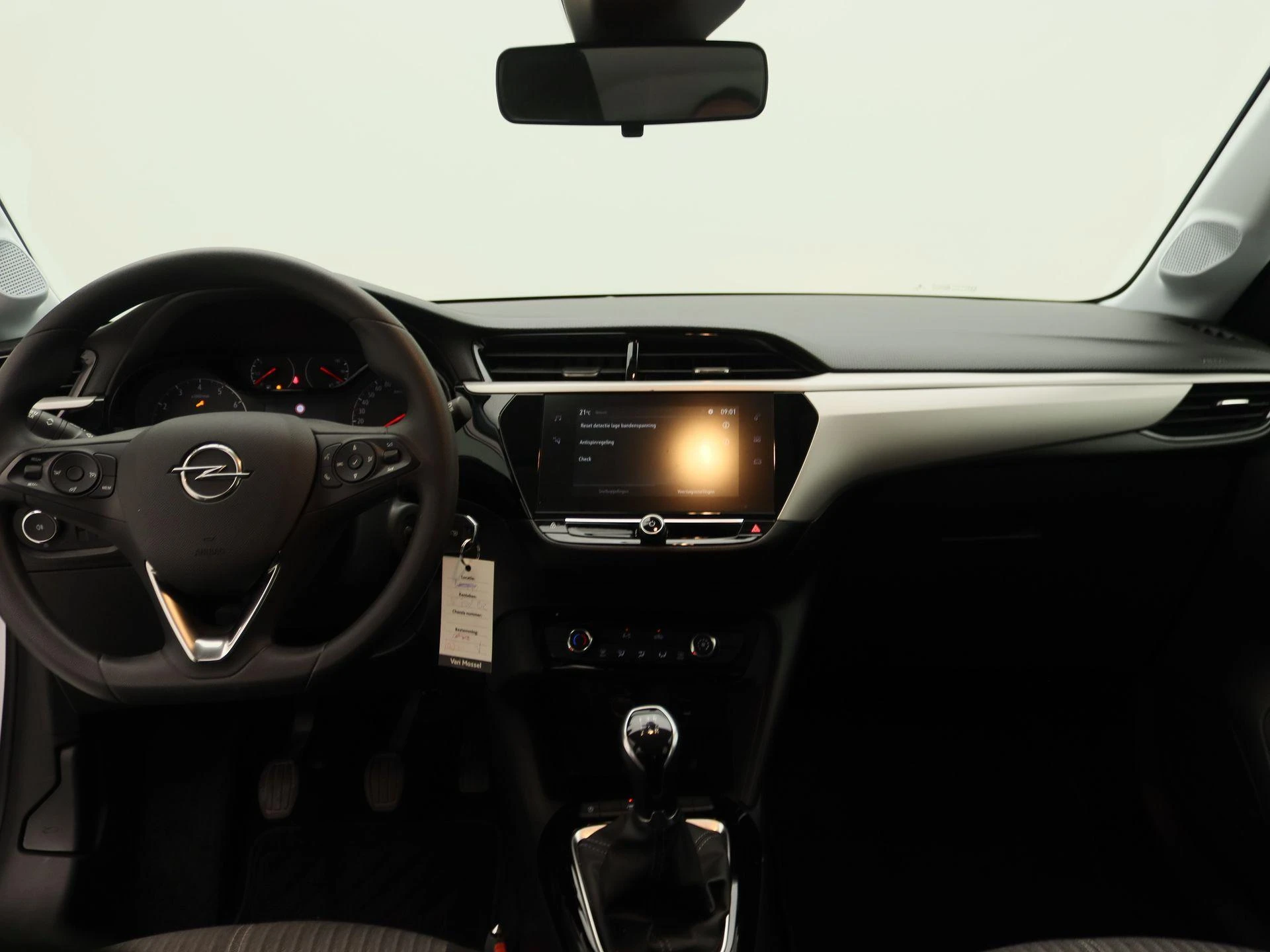 Opel-Corsa-image-7