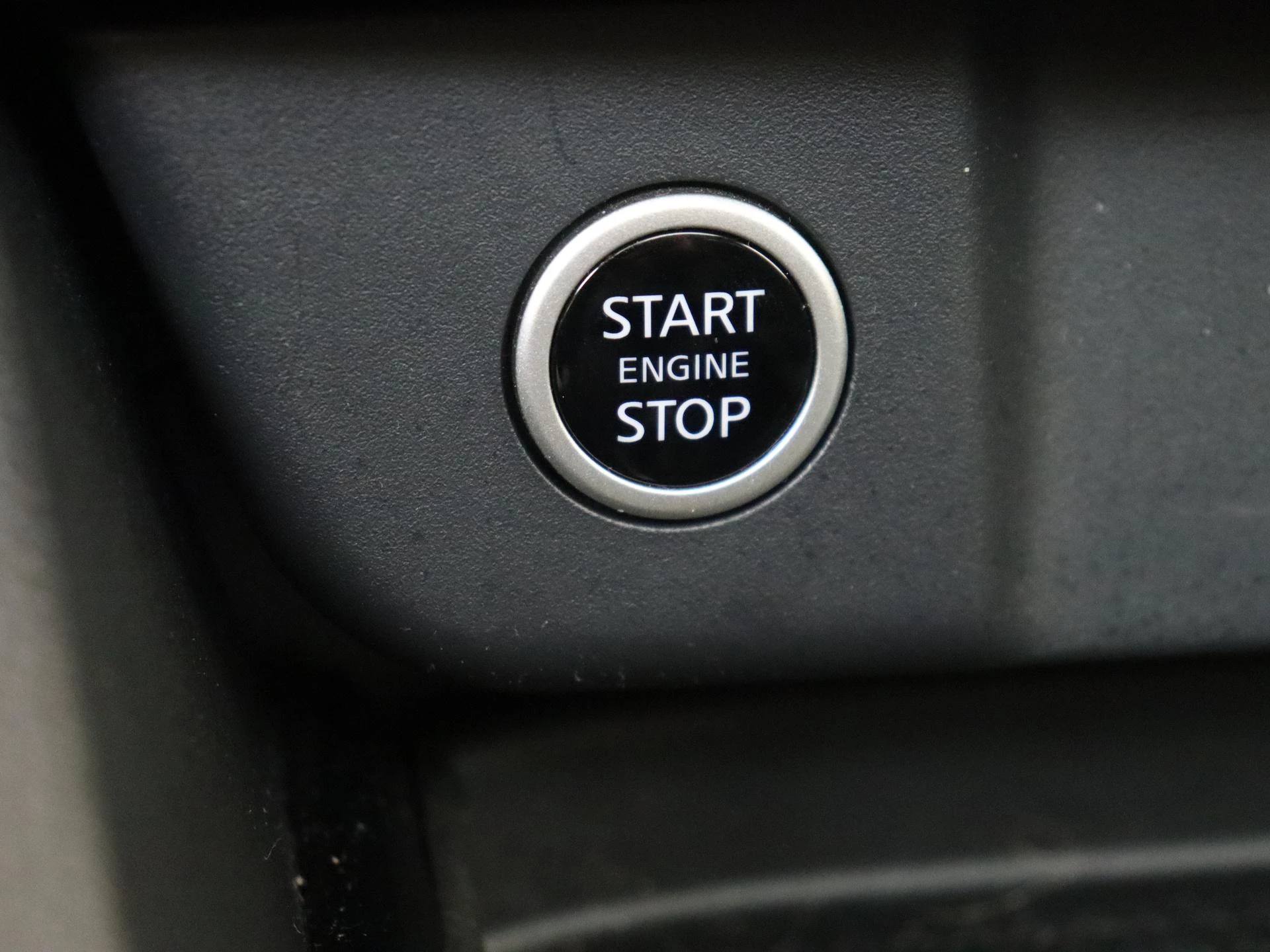 Nissan-QASHQAI-image-18