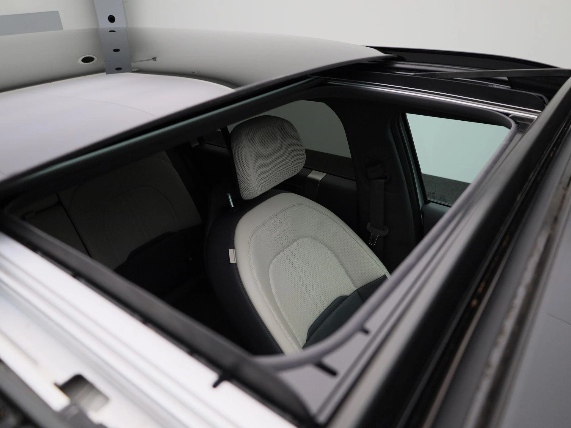 Kia-EV3-image-47