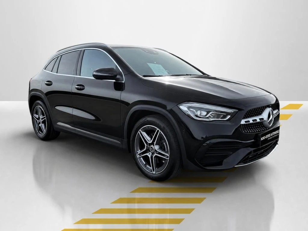 Mercedes-Benz-GLA 200-image-15