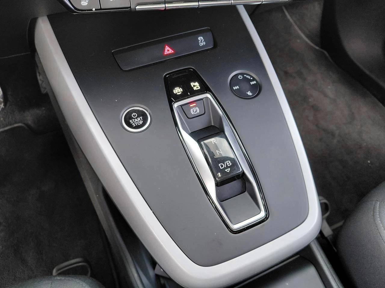 Audi-Q4 e-tron-image-28
