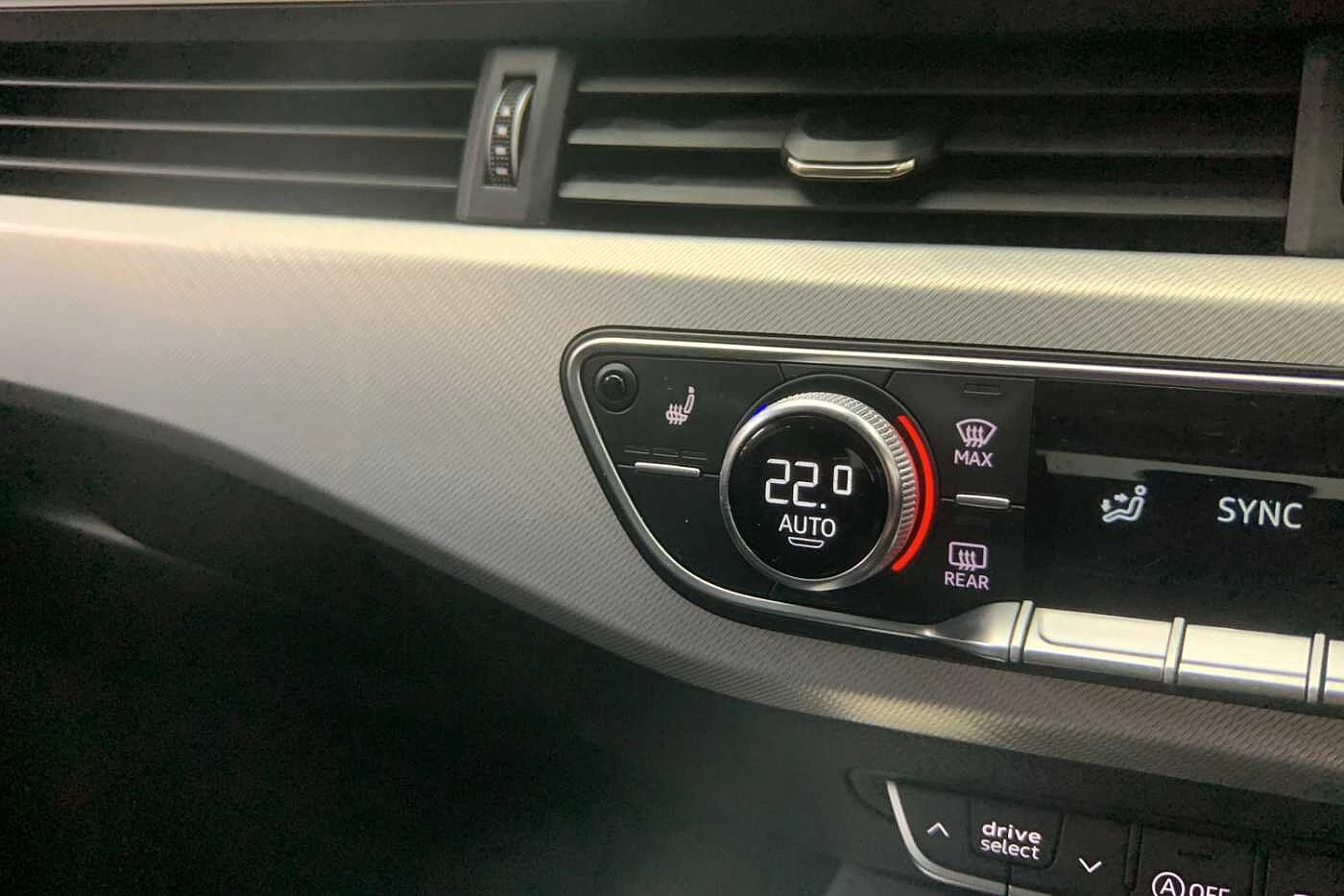 Audi-A4-image-18