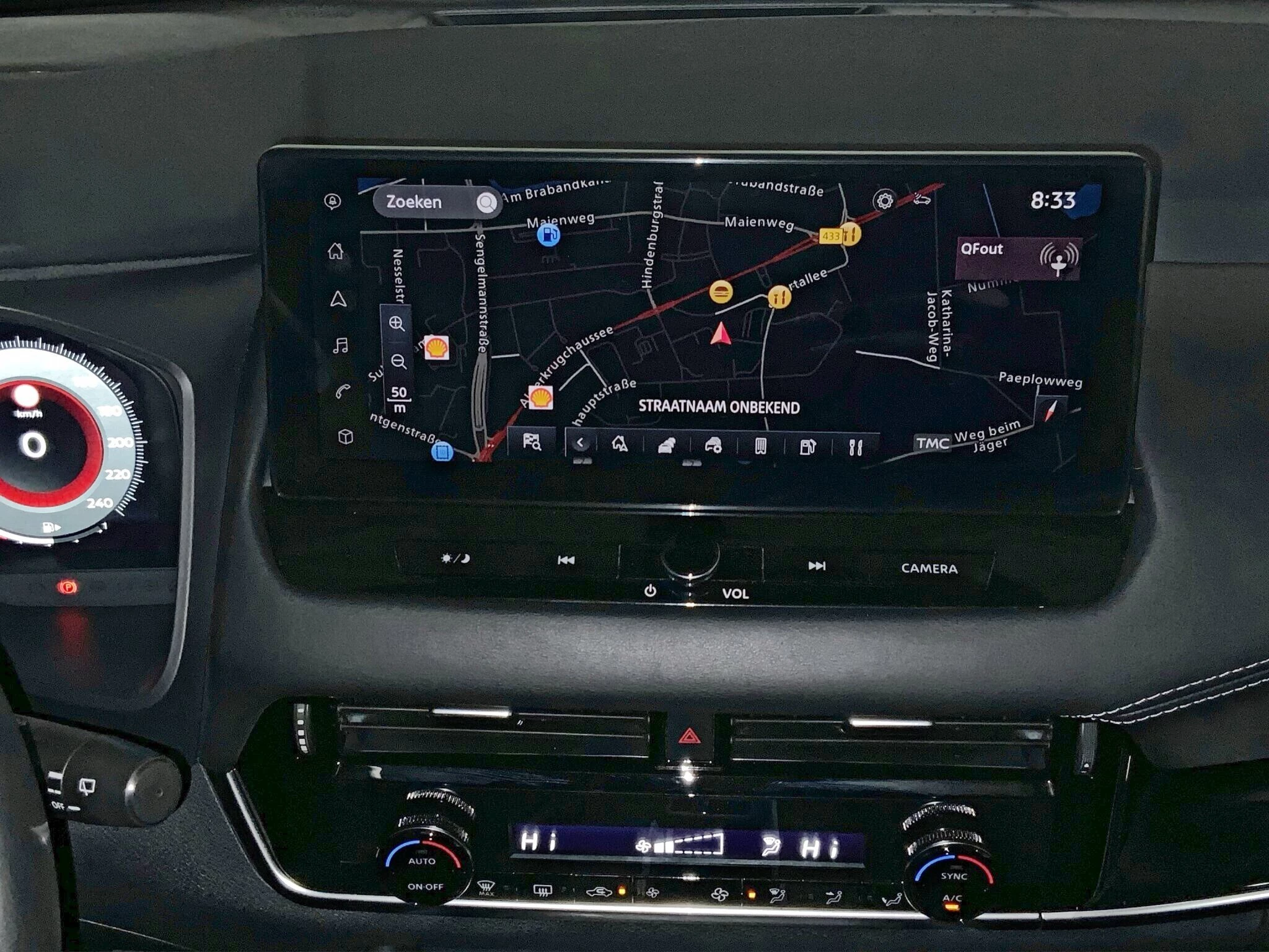 Nissan-QASHQAI-image-14