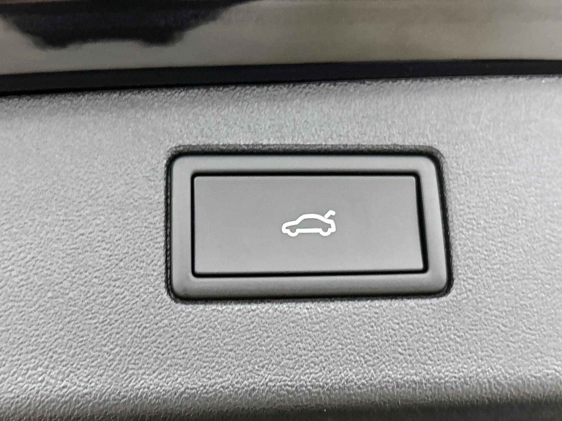 Volkswagen-Tiguan-image-29