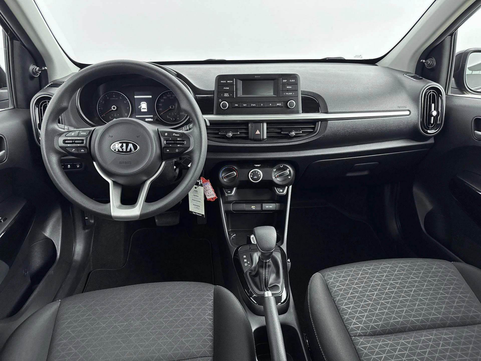 Kia-Picanto-image-8