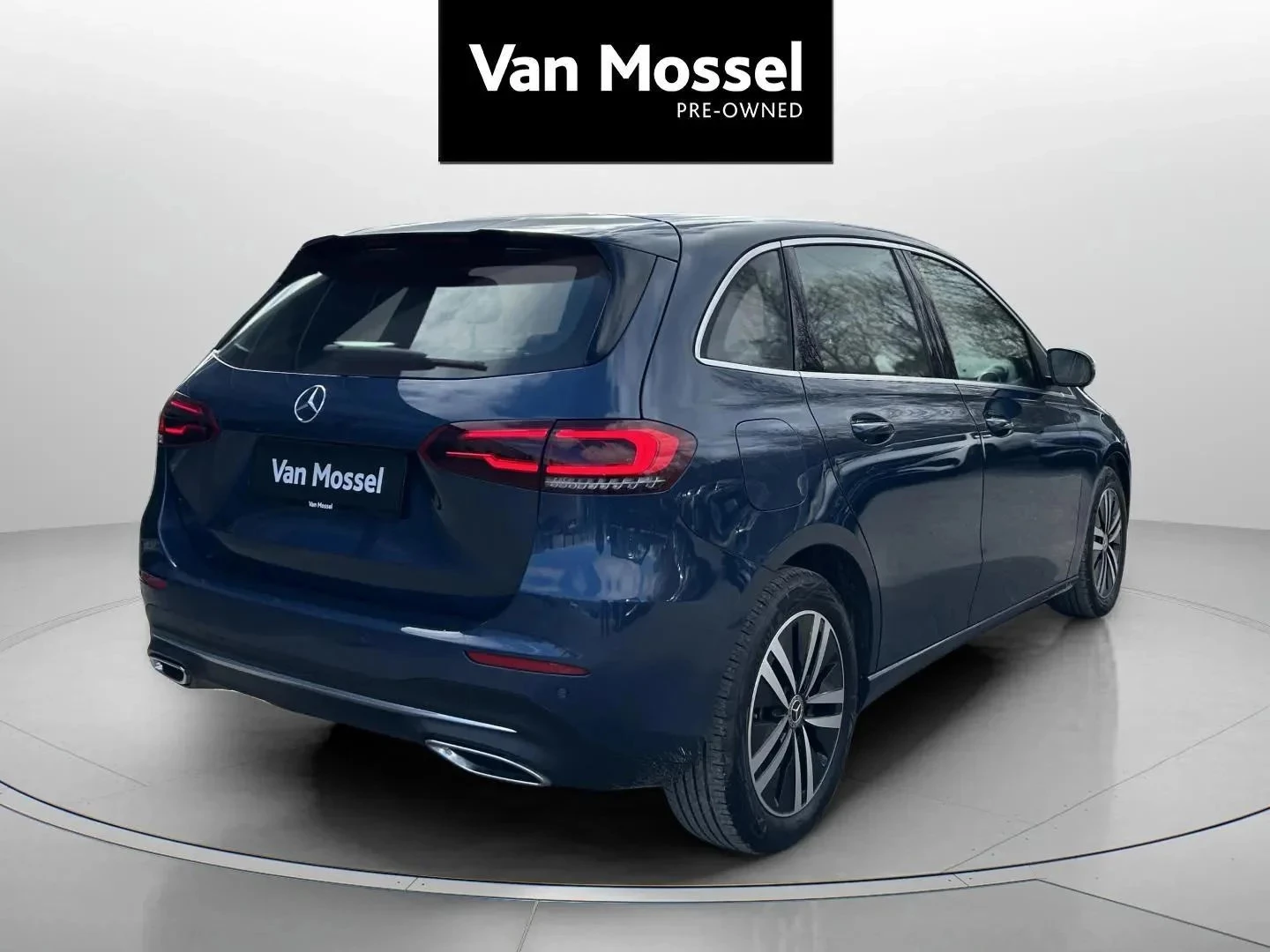 Mercedes-Benz-B-Klasse-image-4