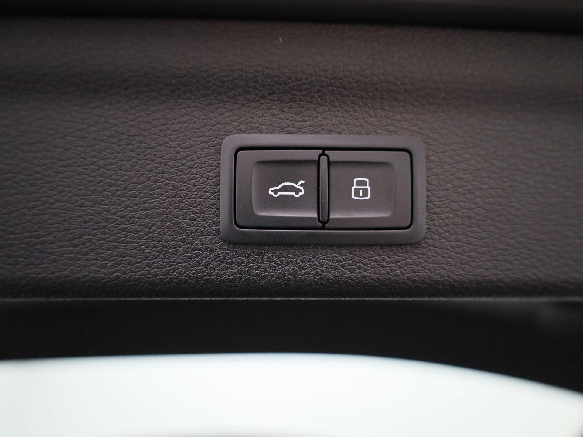 Audi Q3 35 TFSI S tronic Bus. Ed. Attraction