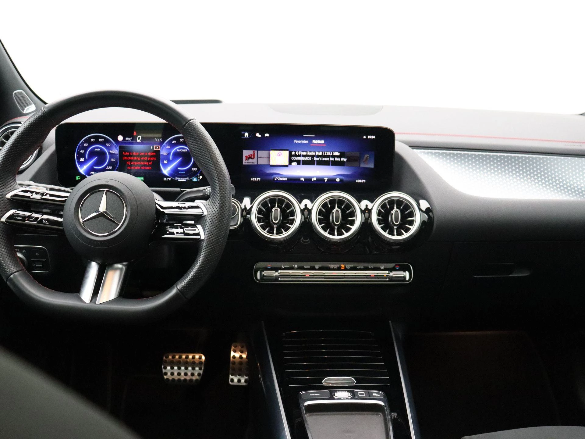 Mercedes-Benz EQA 250+ Star Edition + PANORAMISCH DAK + BURMESTER + HEAD UP + CARPLAY