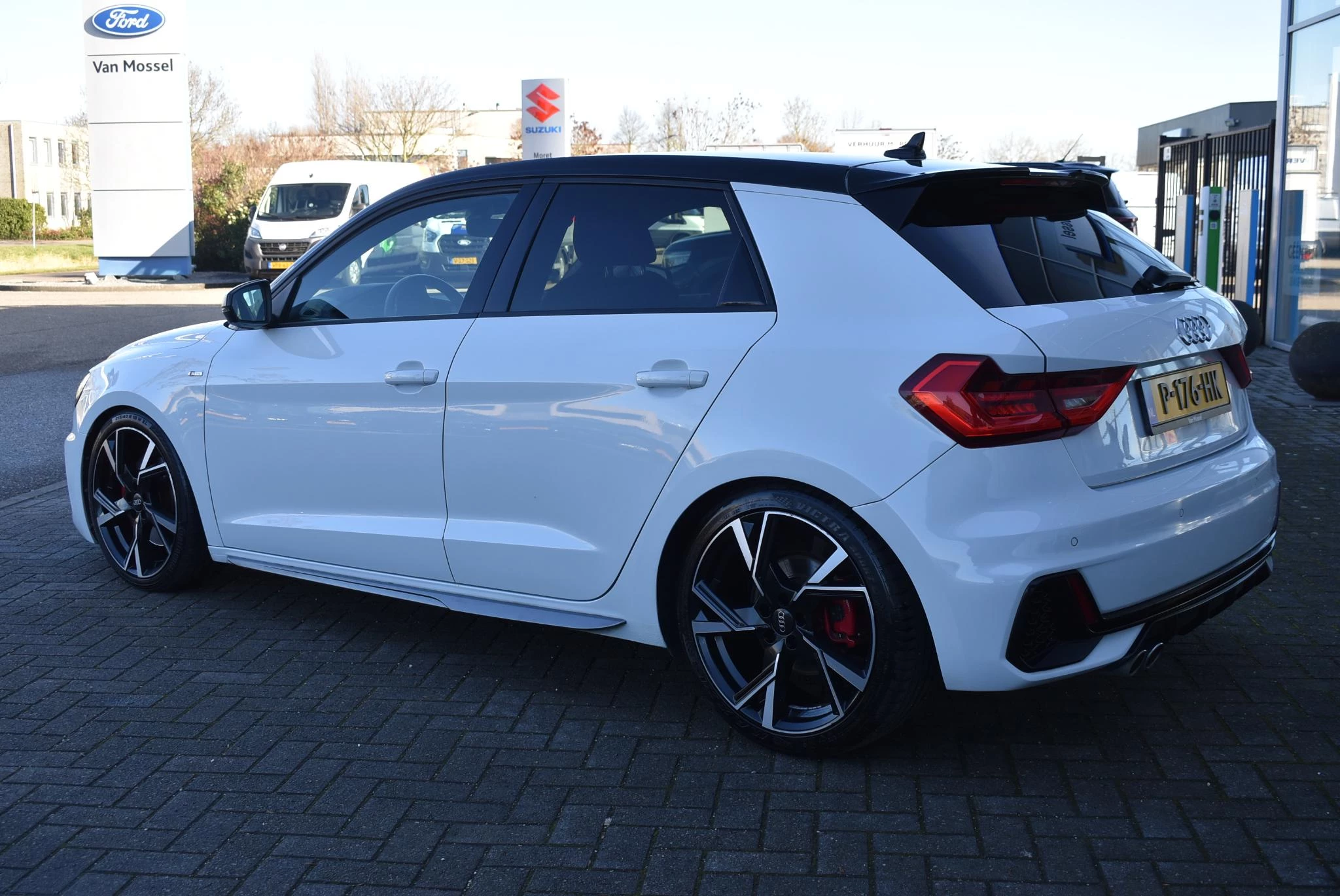 Audi-A1 Sportback-image-6