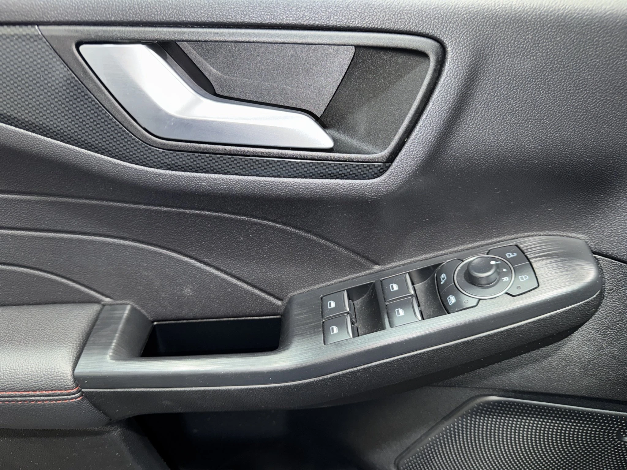 Ford-Kuga-image-14