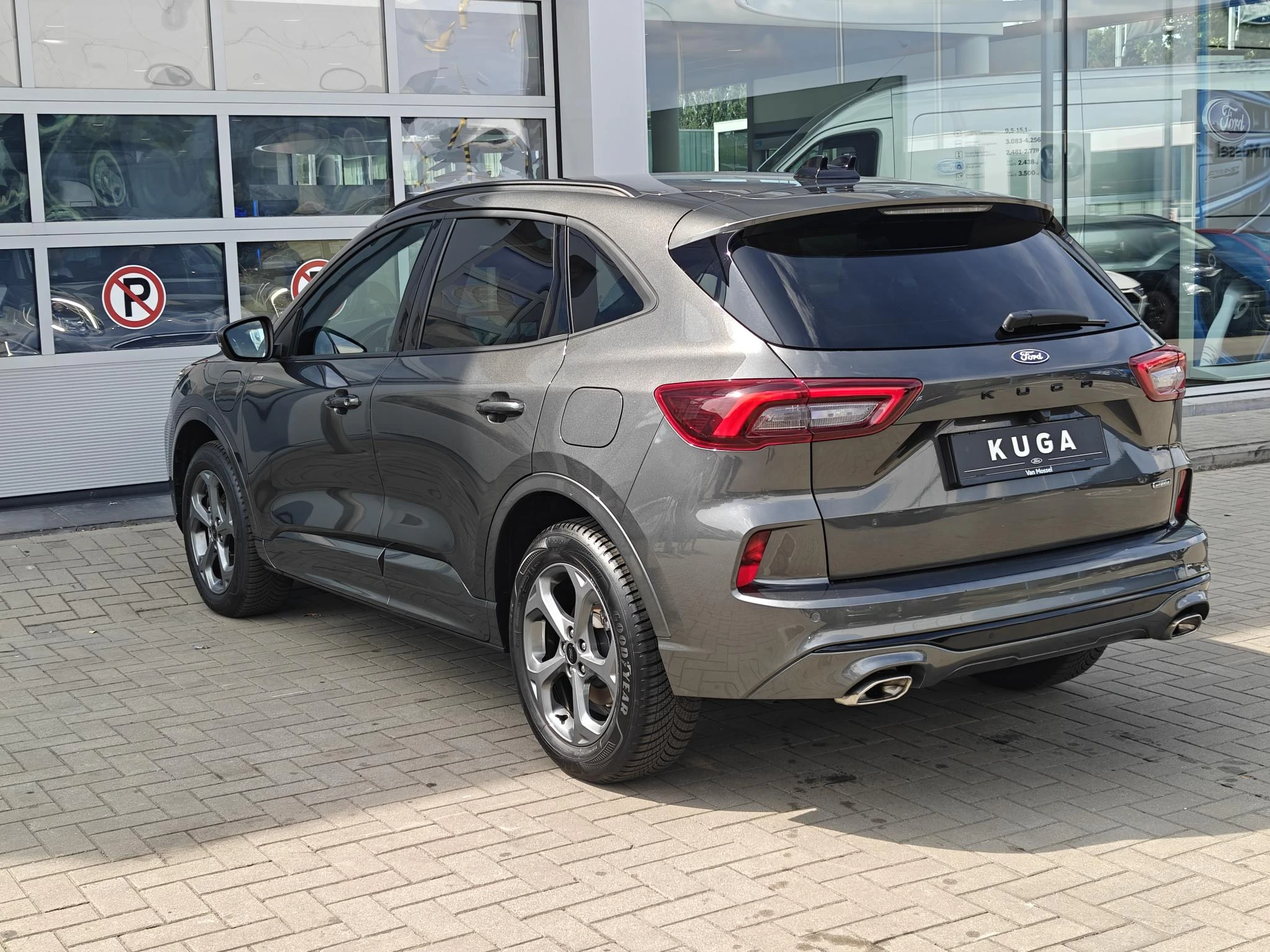 Ford-Kuga-image-3