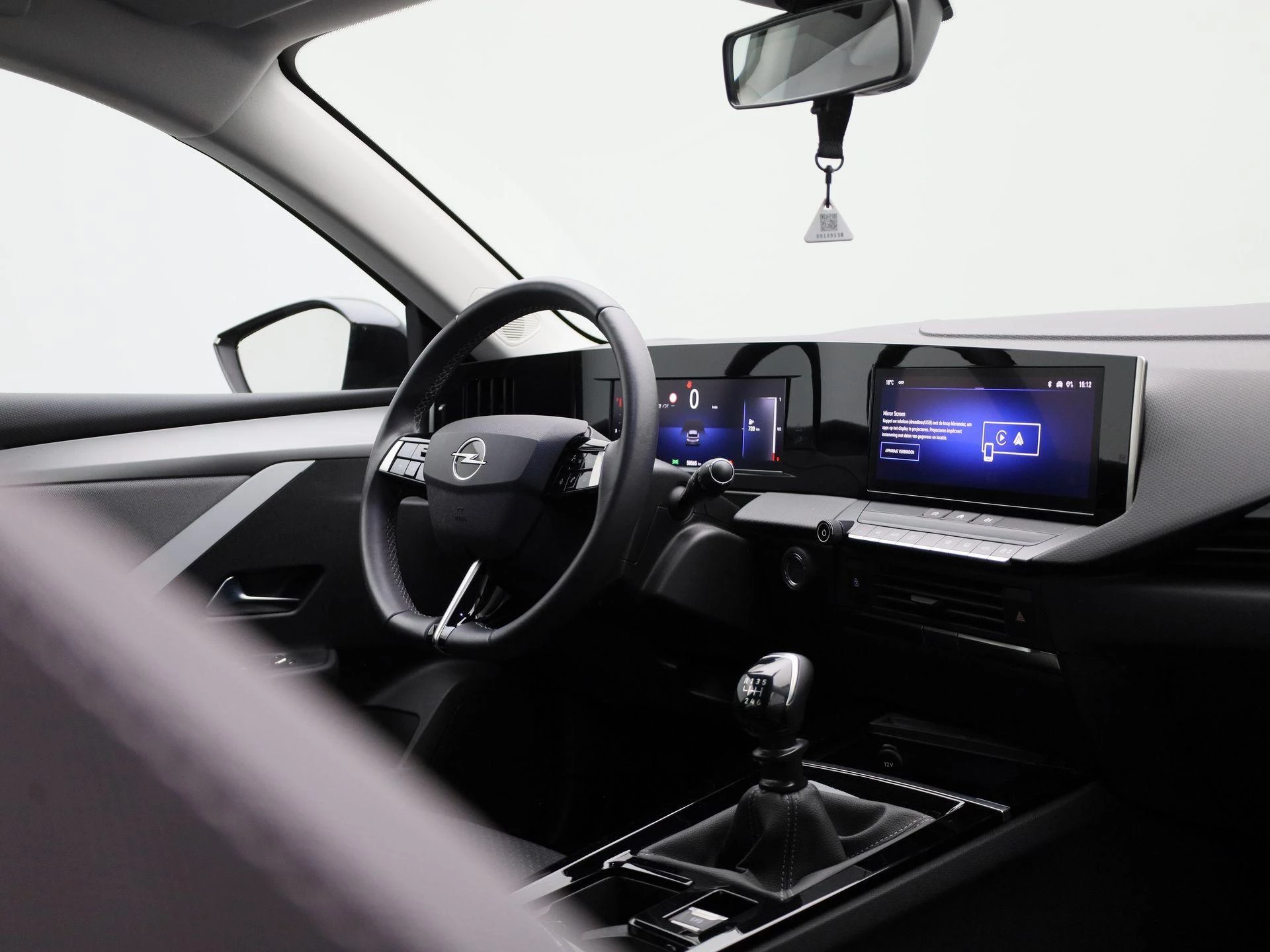 Opel-Astra-image-32