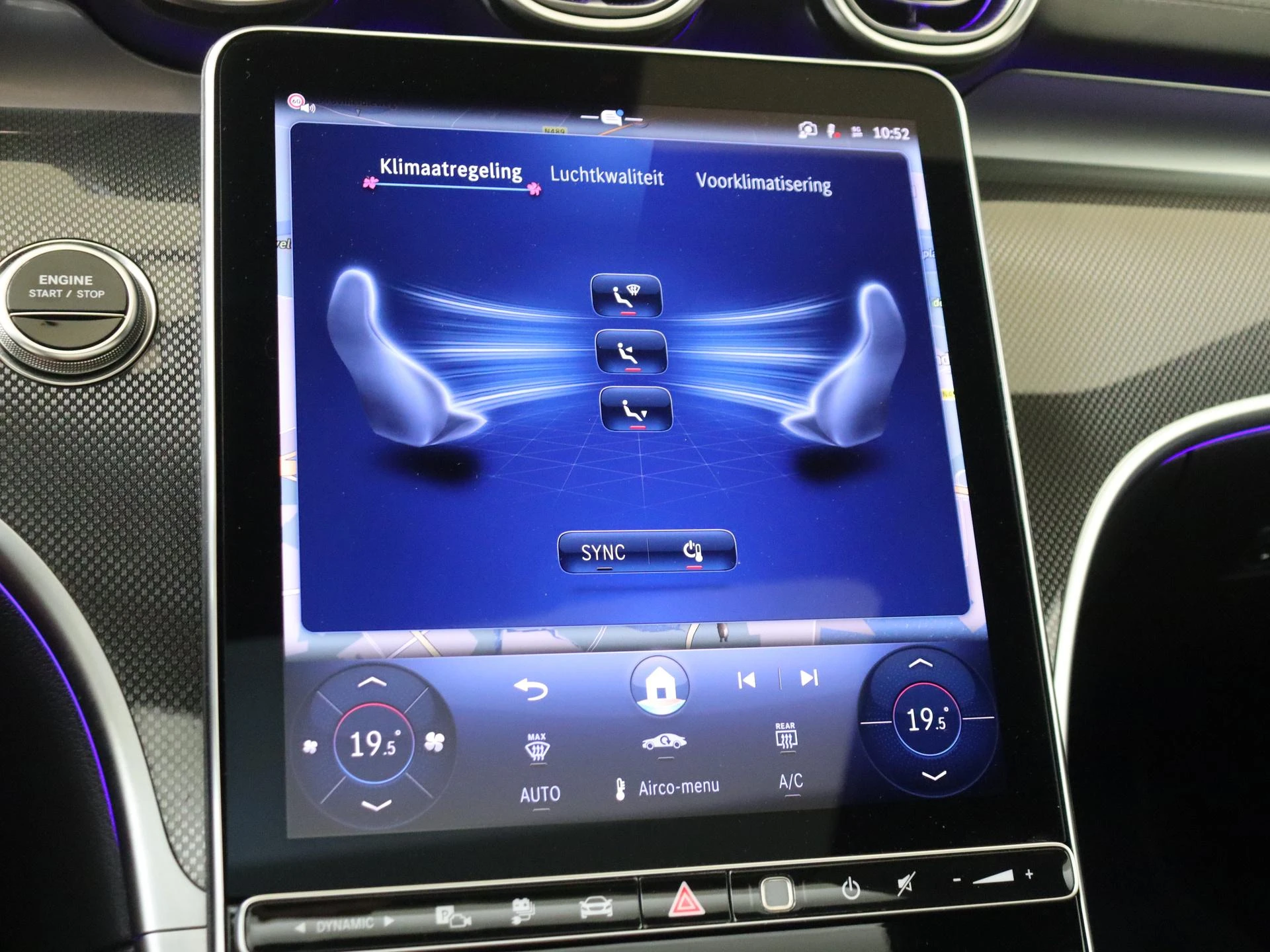 Mercedes-Benz-C-Klasse-image-17