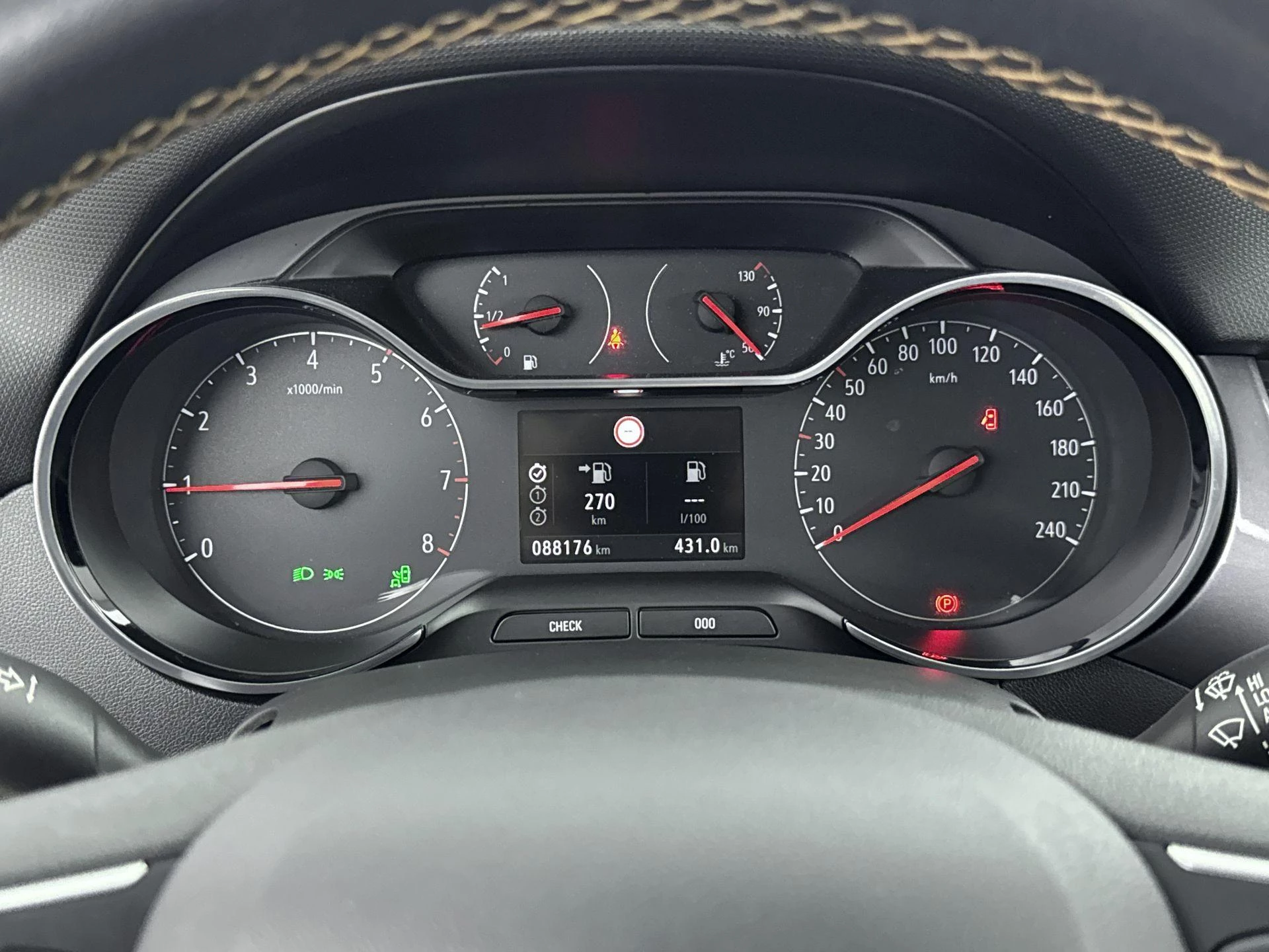 Opel-Crossland X-image-10