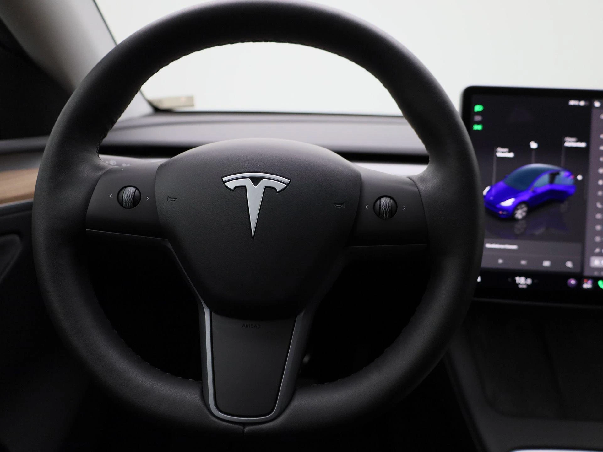 Tesla-Model Y-image-6