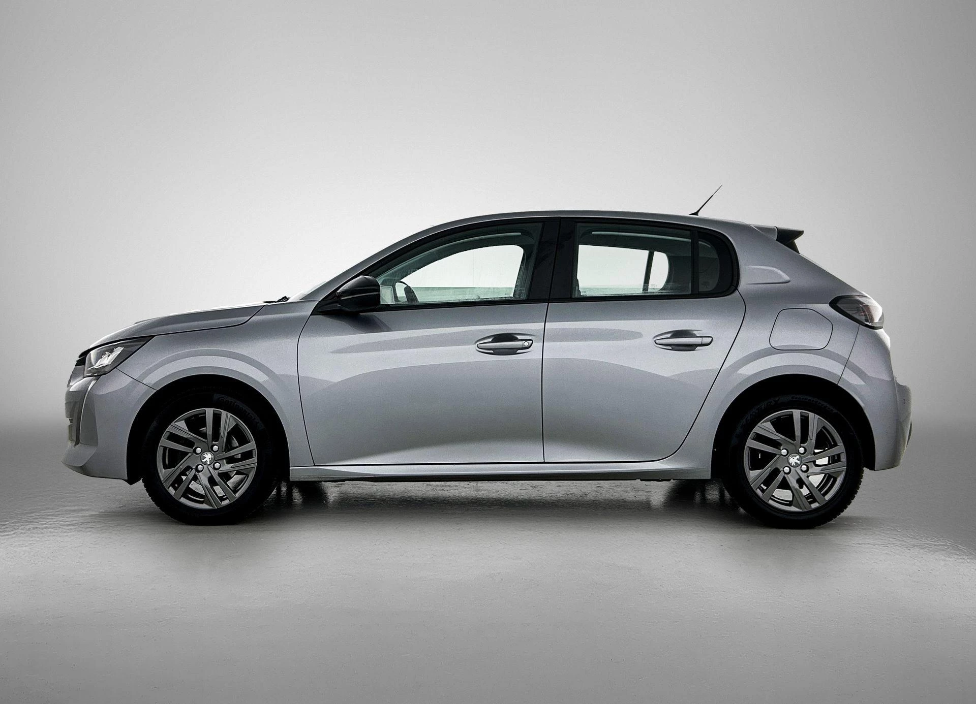Peugeot-208-image-1