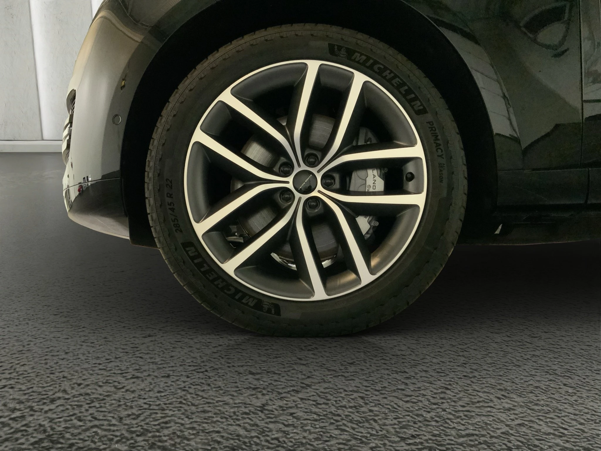 Land Rover-Range Rover-image-5