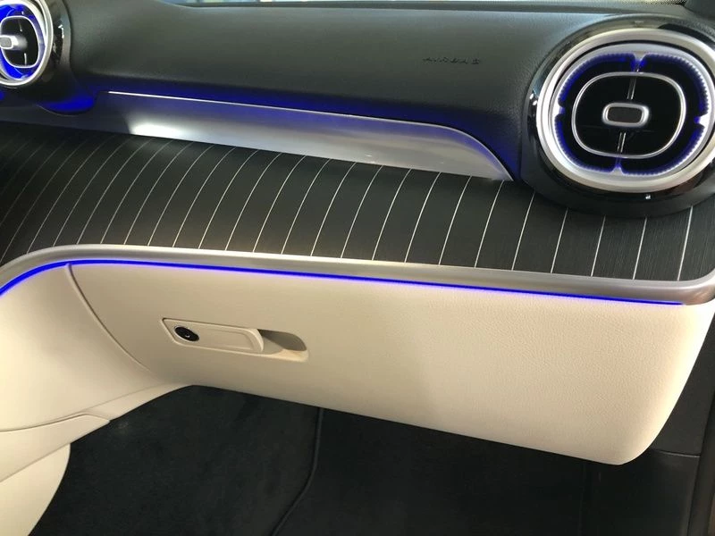 Mercedes-Benz C-Klasse 200 d AVANTGARDE DISTRON AHK 360° MEMORY SOUND AVANTGARDE
