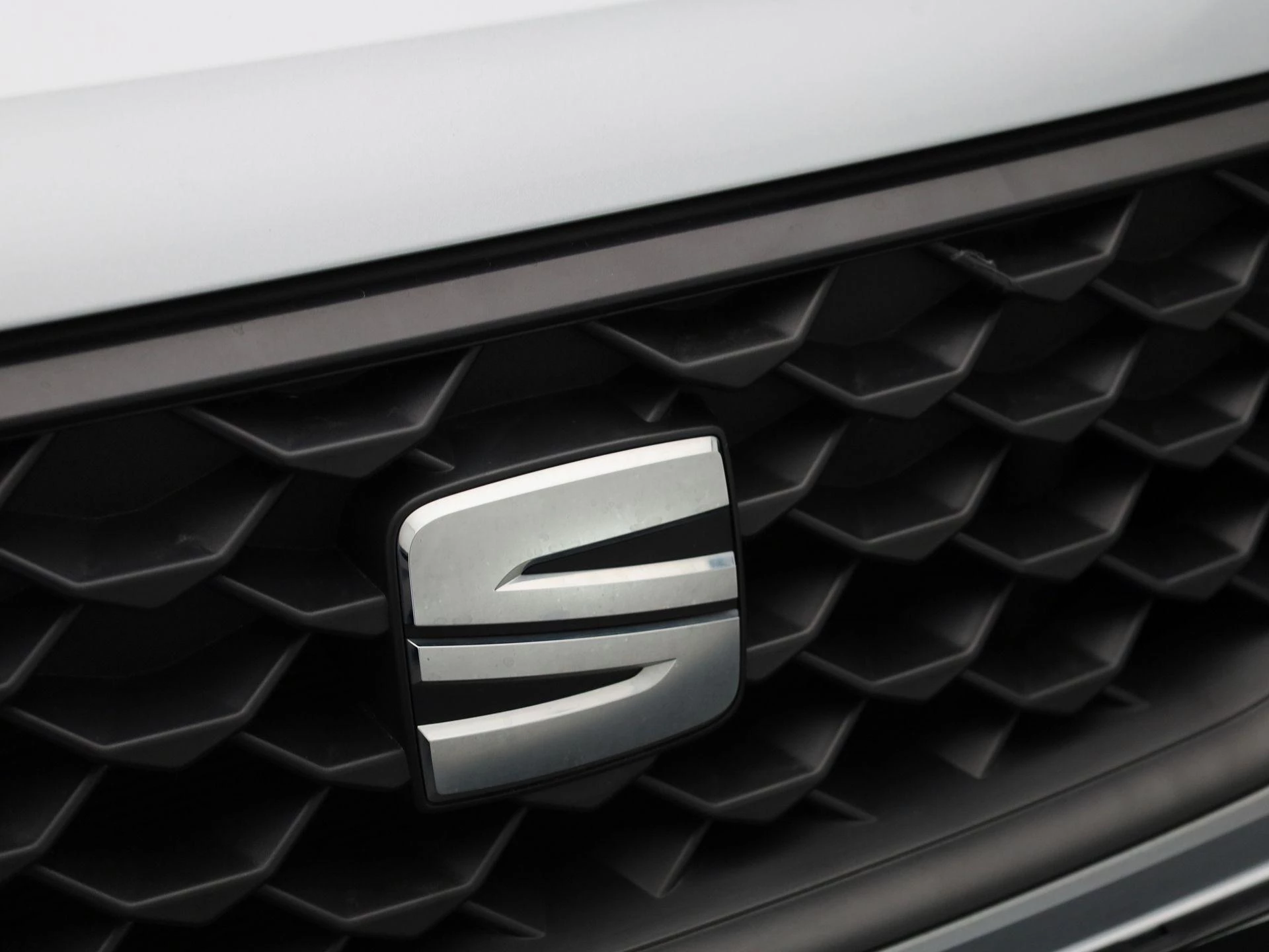 SEAT-Arona-image-26